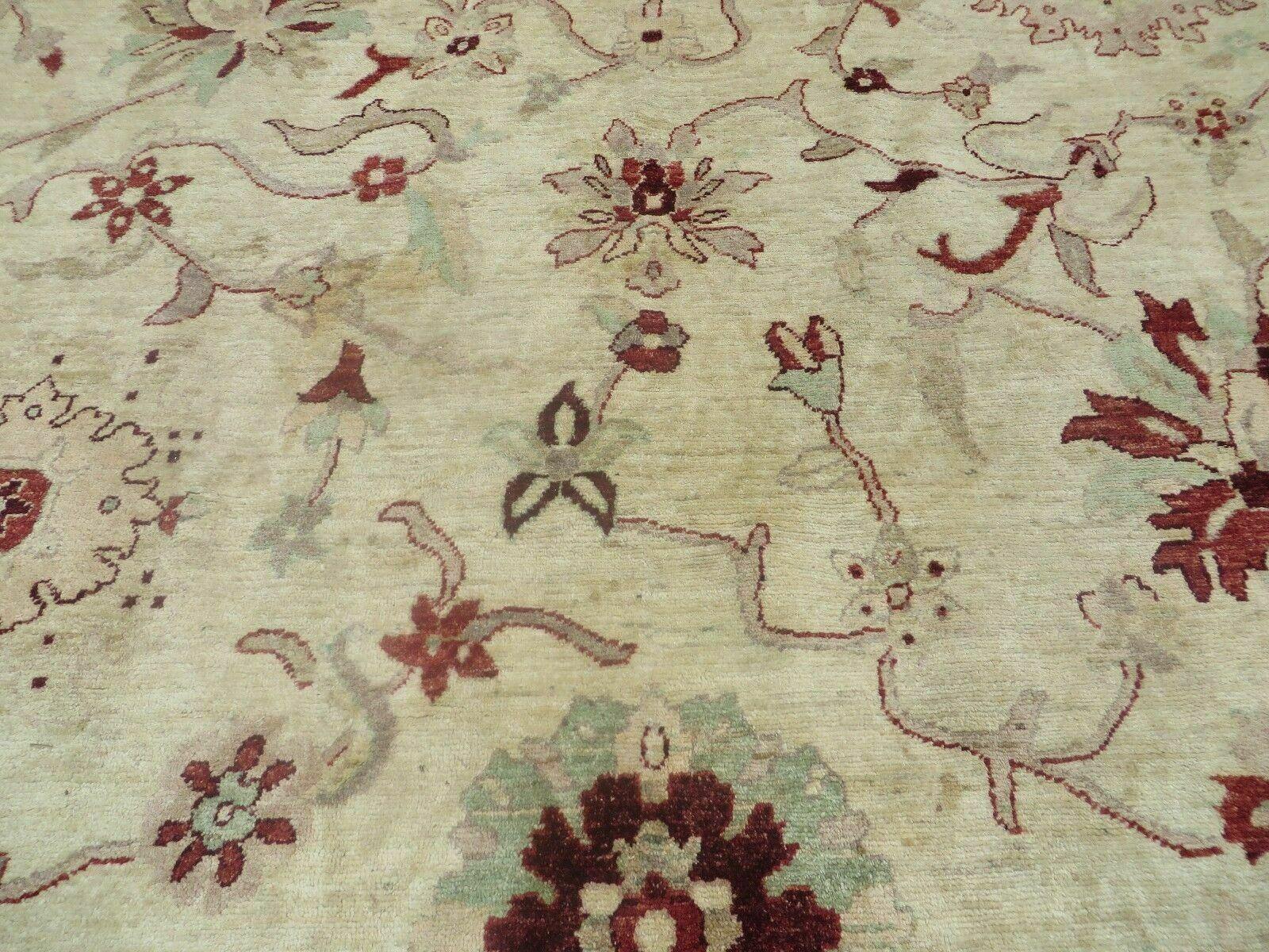 10' X 14' Vintage Hand Knotted Made Indian Agra Wool Rug Vegetable Dyes - Image 4