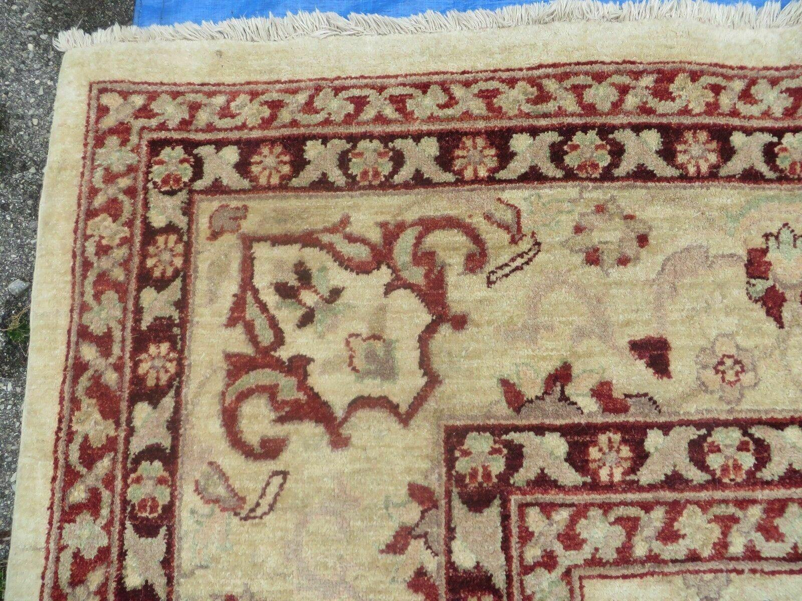 10' X 14' Vintage Hand Knotted Made Indian Agra Wool Rug Vegetable Dyes - Image 6
