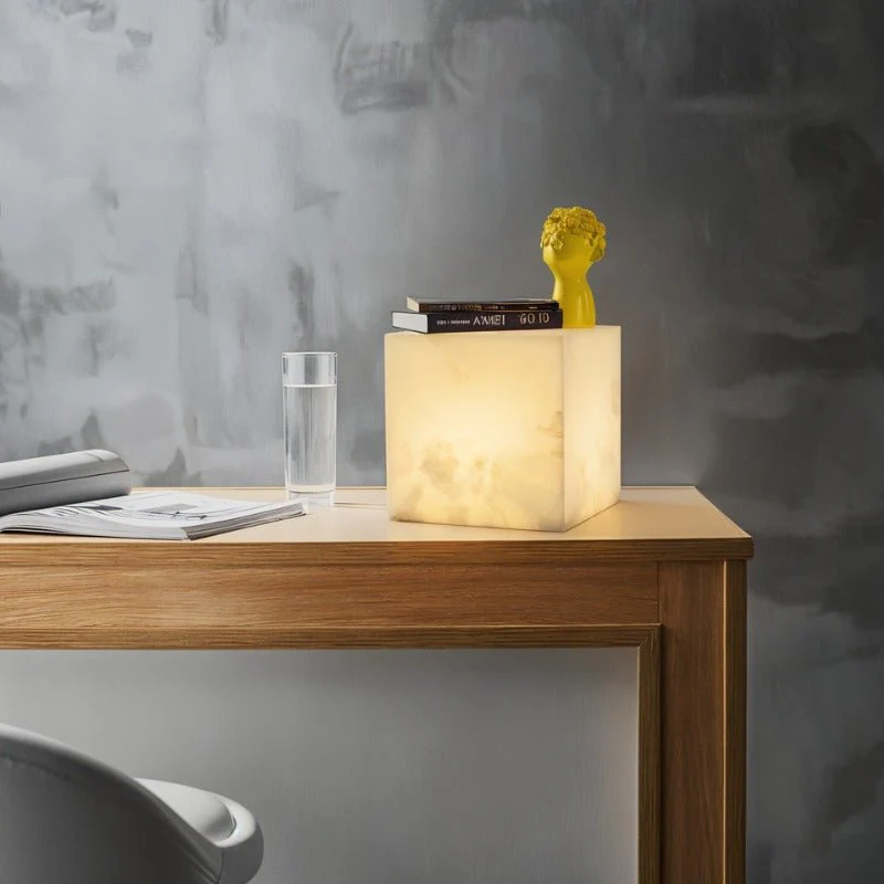 Abak Alabaster Table Lamp - Image 3