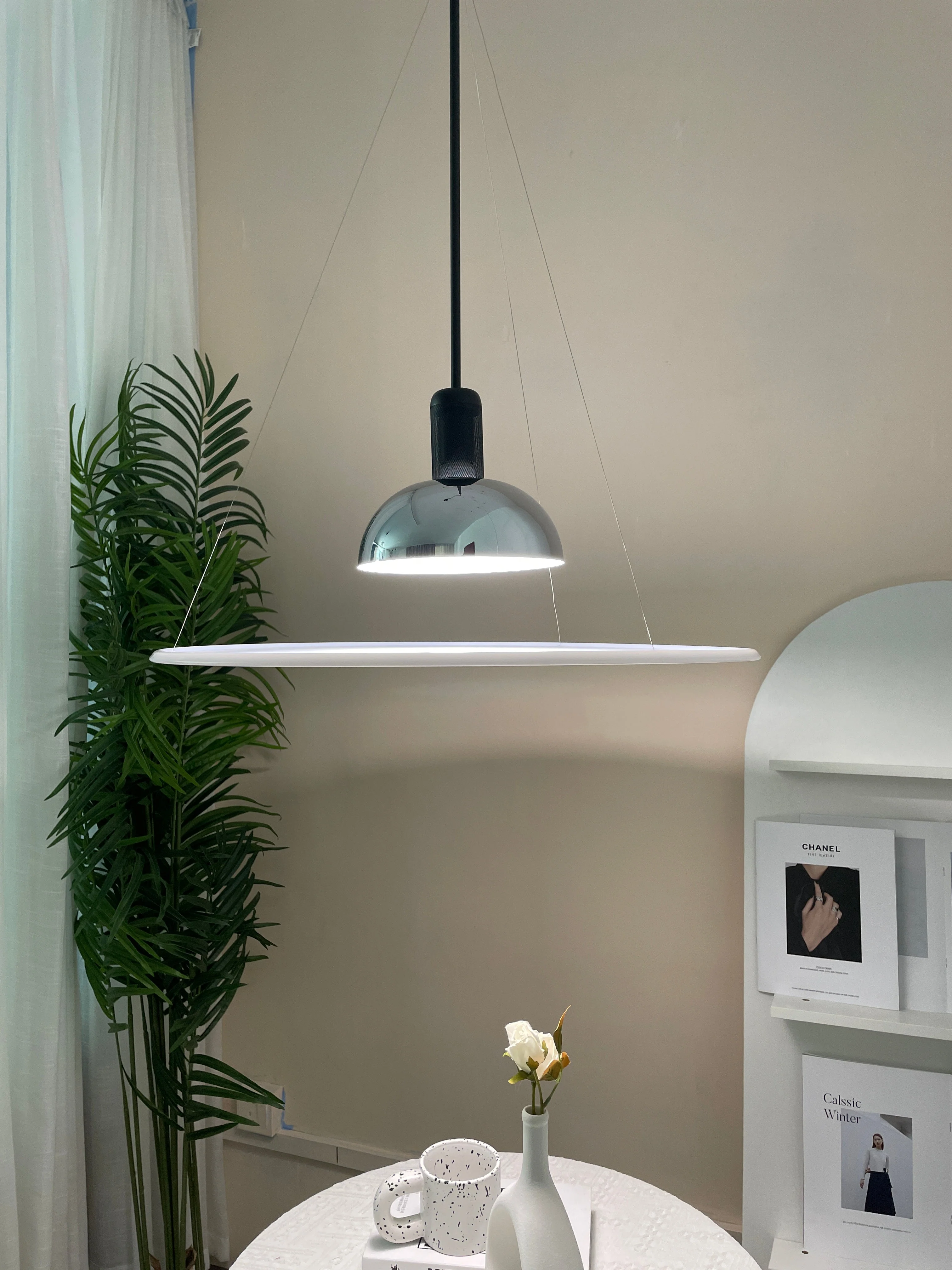 Acrylic Frisbi Pendant Light - Image 5