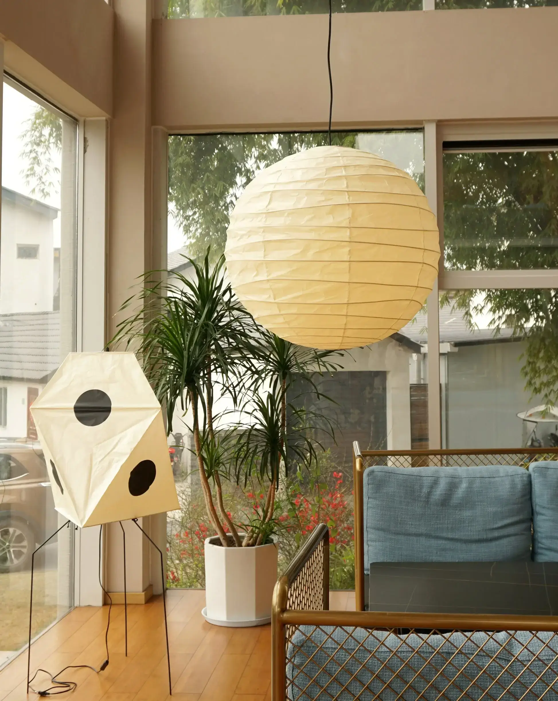 Akari 100D Pendant Lamp - Image 4