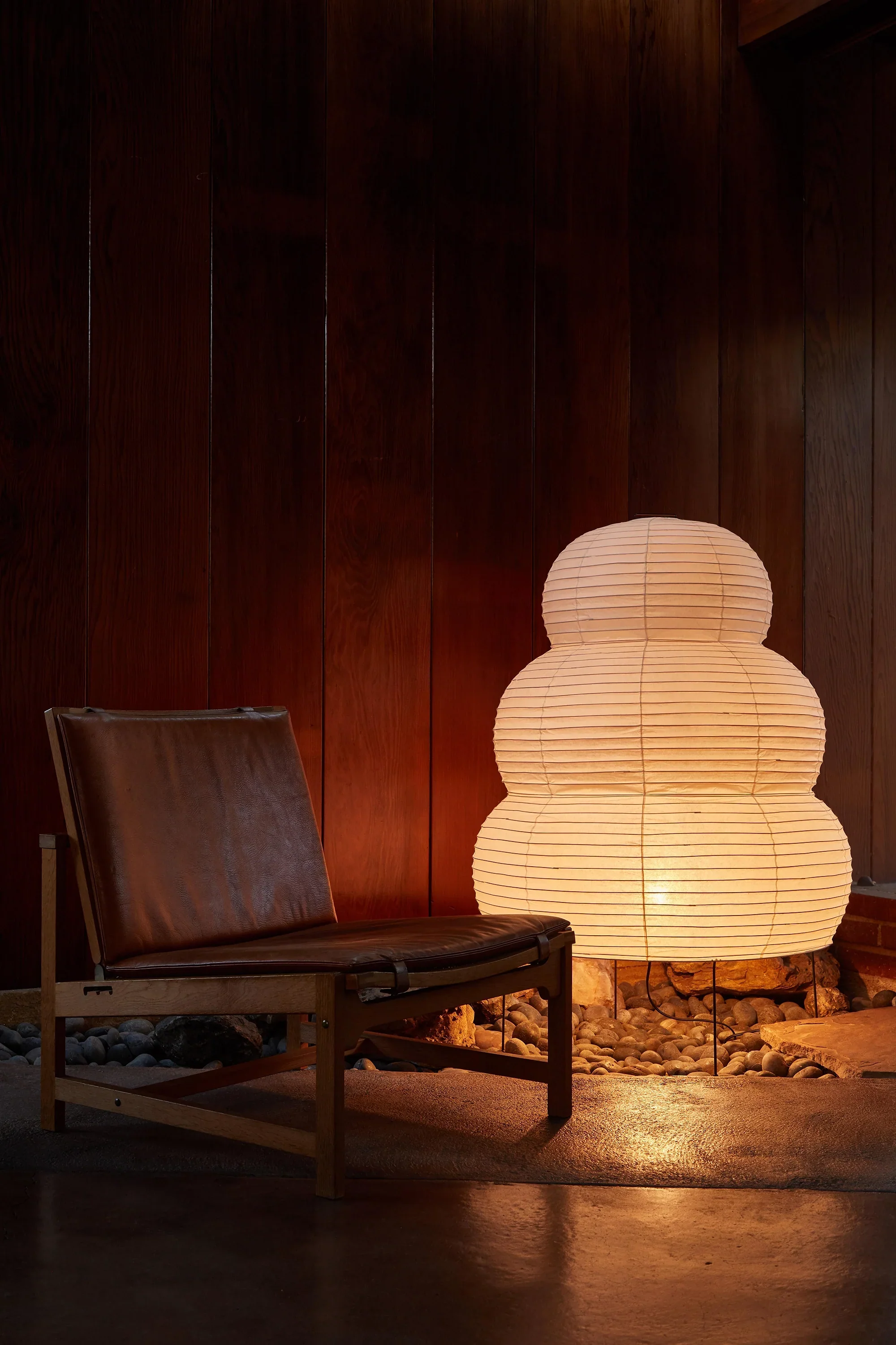 Akari 25N Table Lamp - Image 15