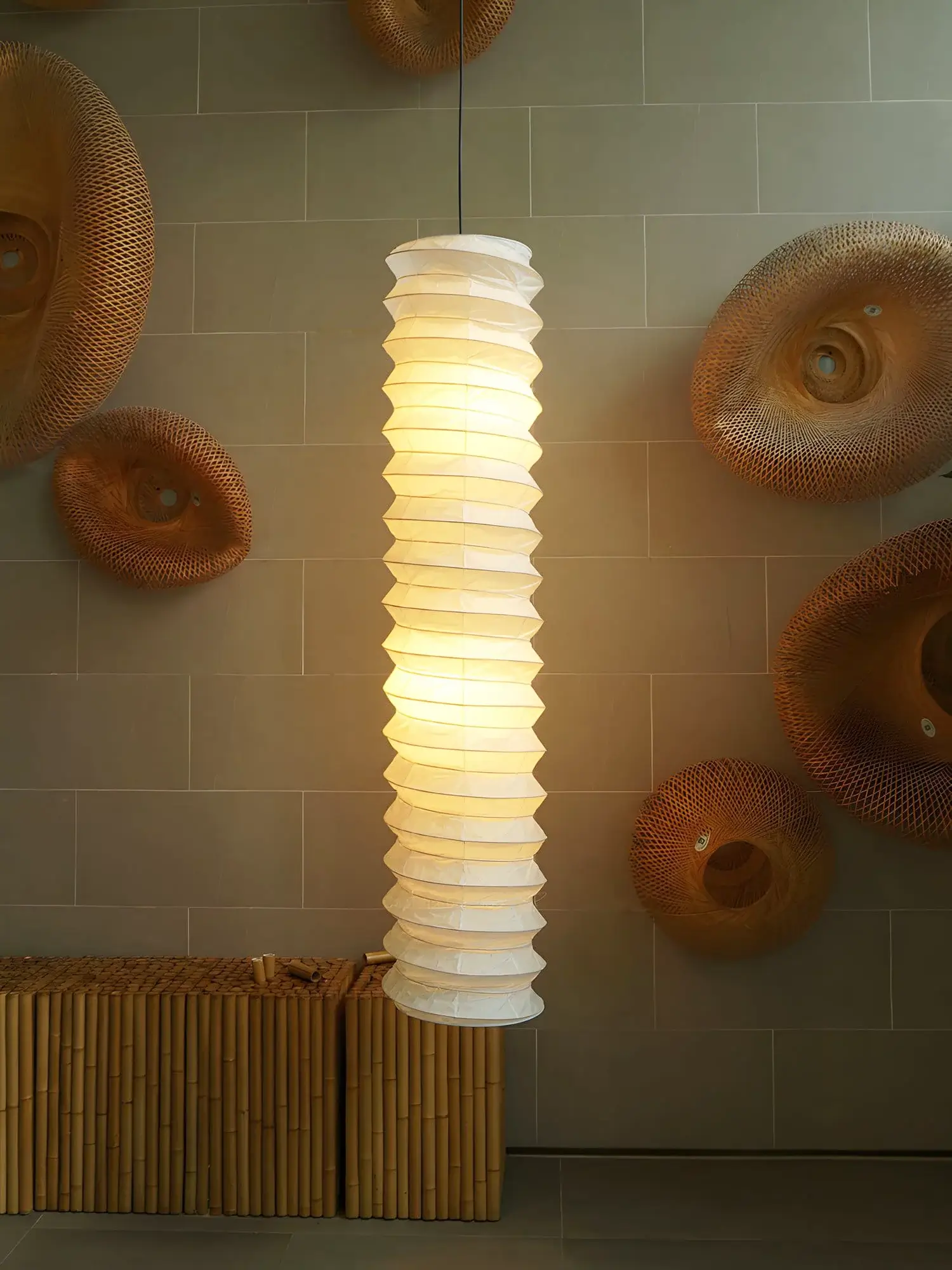Akari 31N Pendant Light - Image 7
