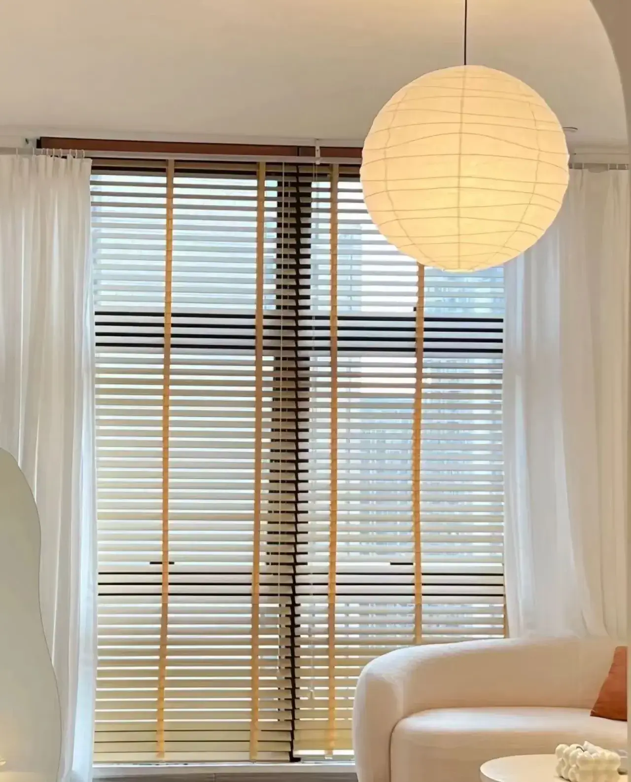 Akari 45D Pendant Lamp - Image 13