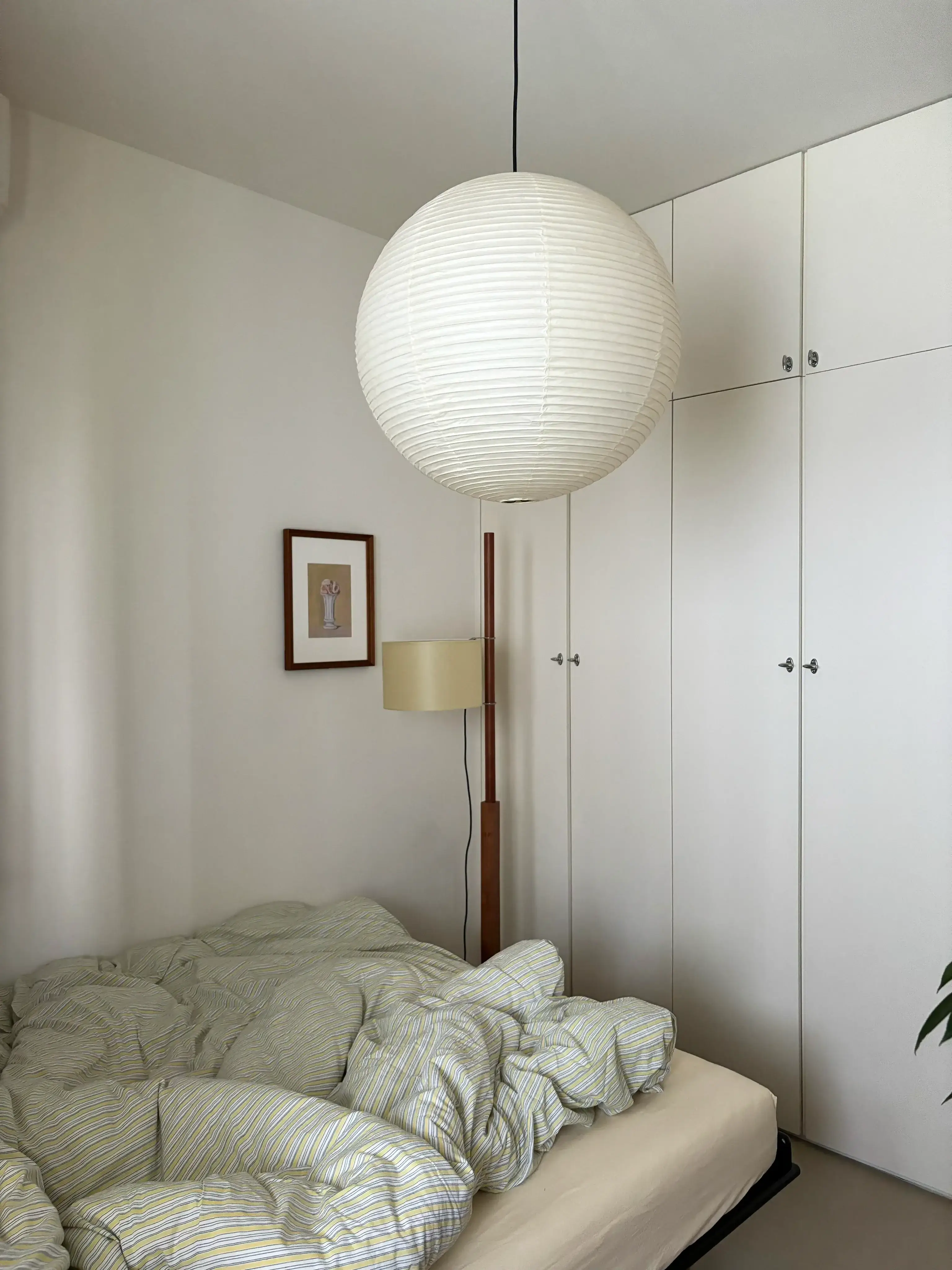 Akari 75A Pendant Light - Image 8