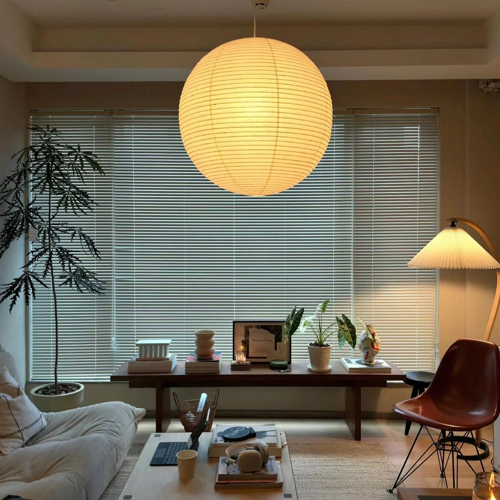 Akari A Pendant Light - Image 8