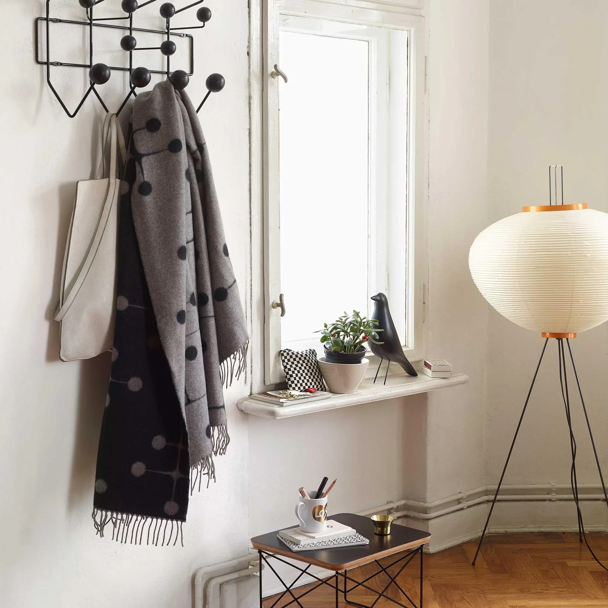 Akari Series Floor Lamp - Image 30