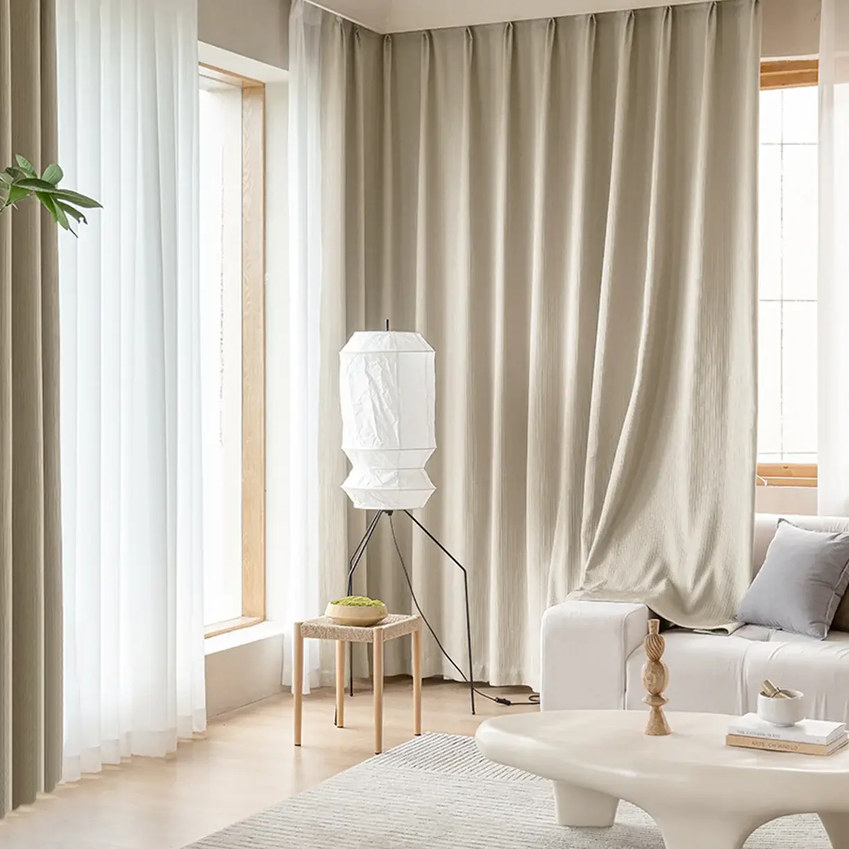 Akari UF3-L6 Floor Lamp - Image 5