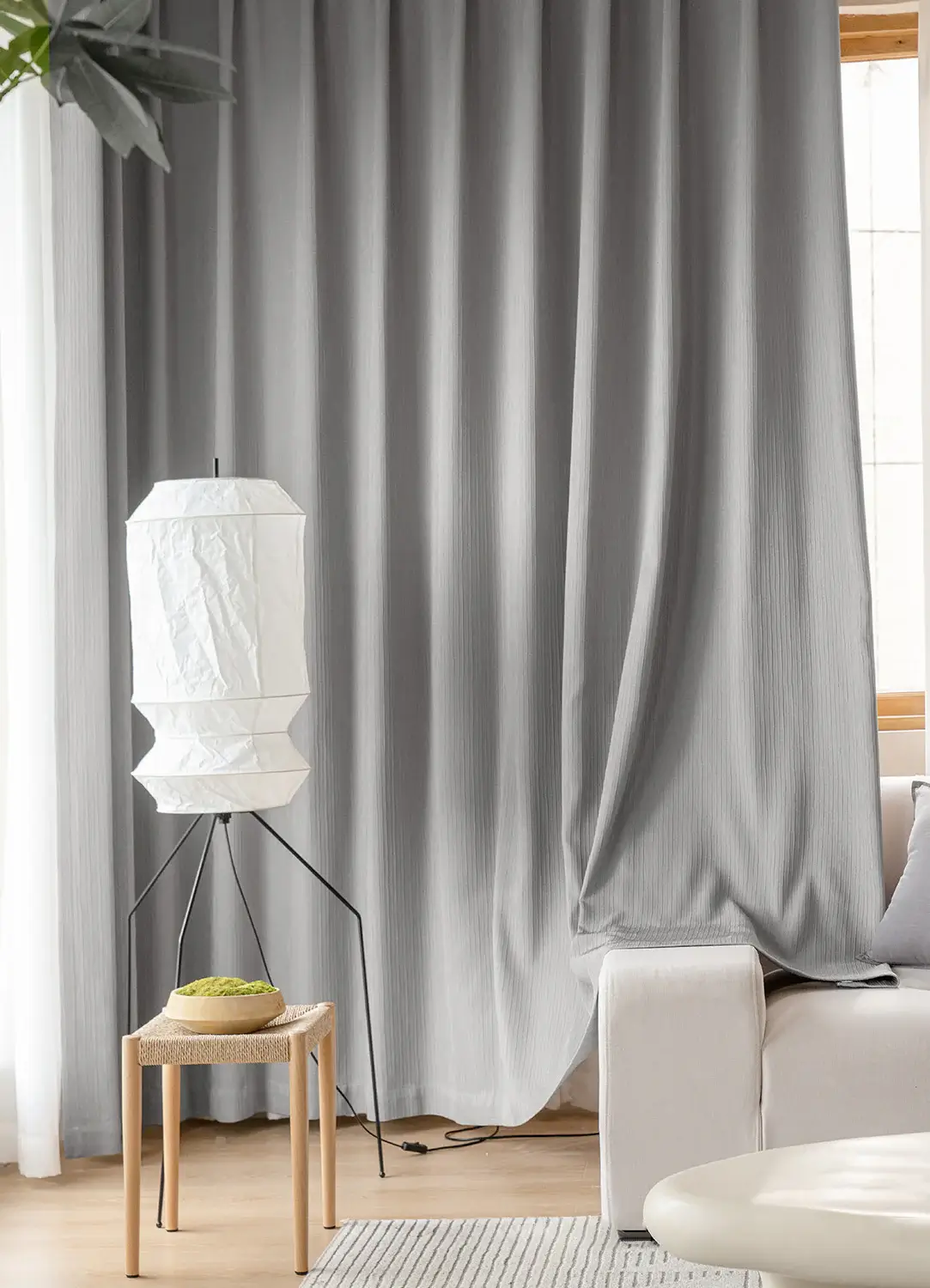 Akari UF3-L6 Floor Lamp - Image 6