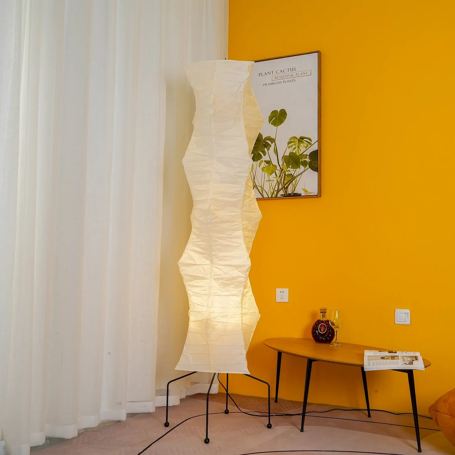 Akari UF4-33N Floor Lamp - Image 4
