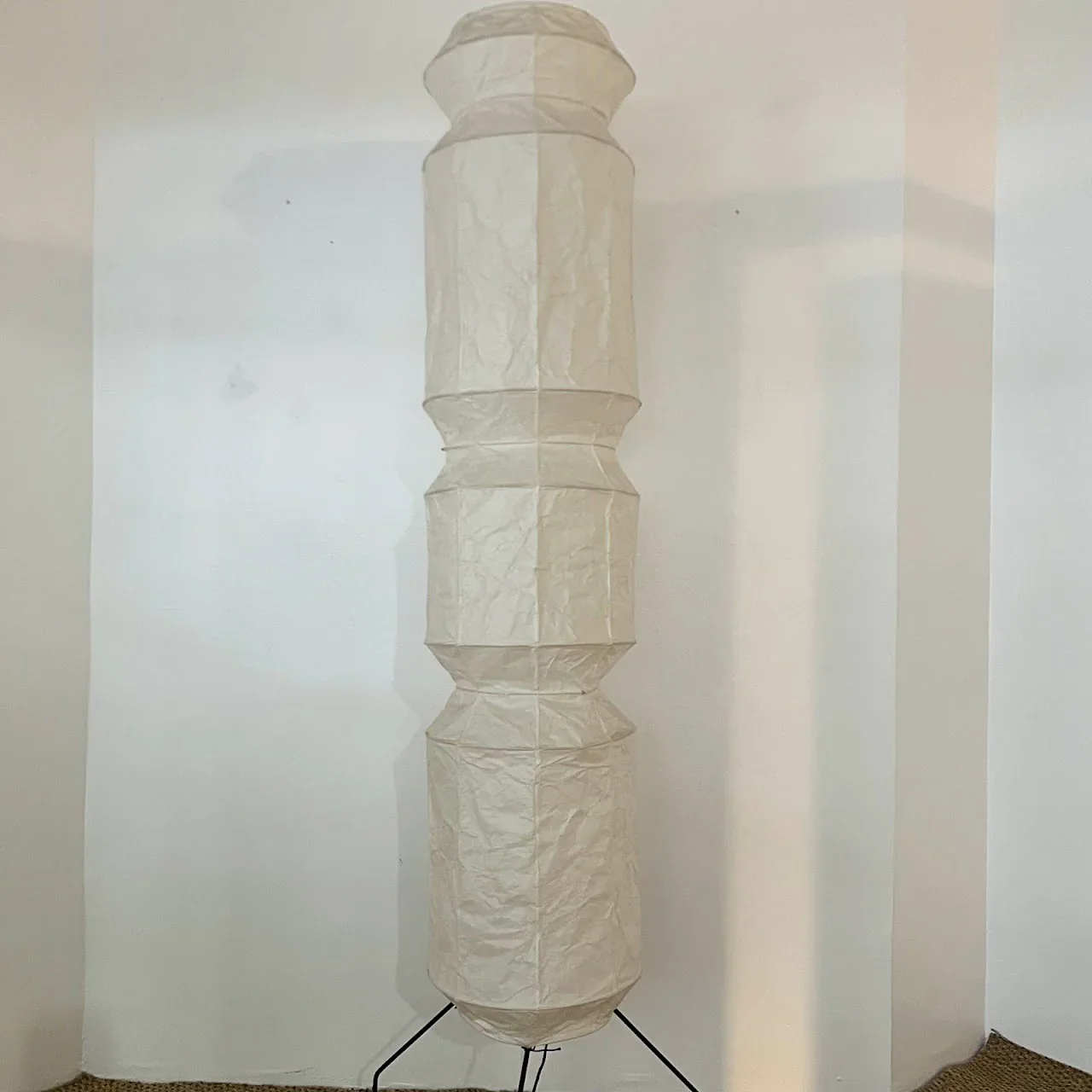 Akari UF4-L6 Floor Lamp - Image 12