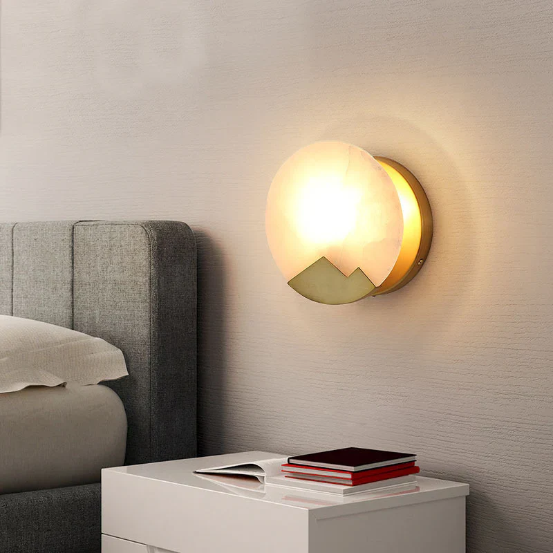Alabaster Brass Wall Light - Image 2