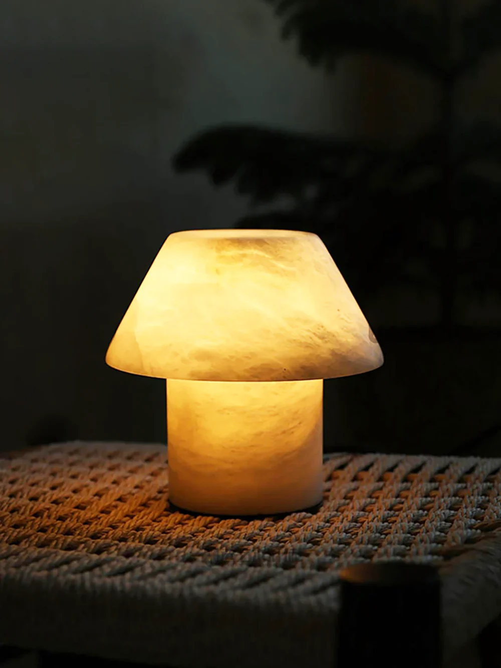 Alabaster Petra Stone House Table Lamp - Image 10