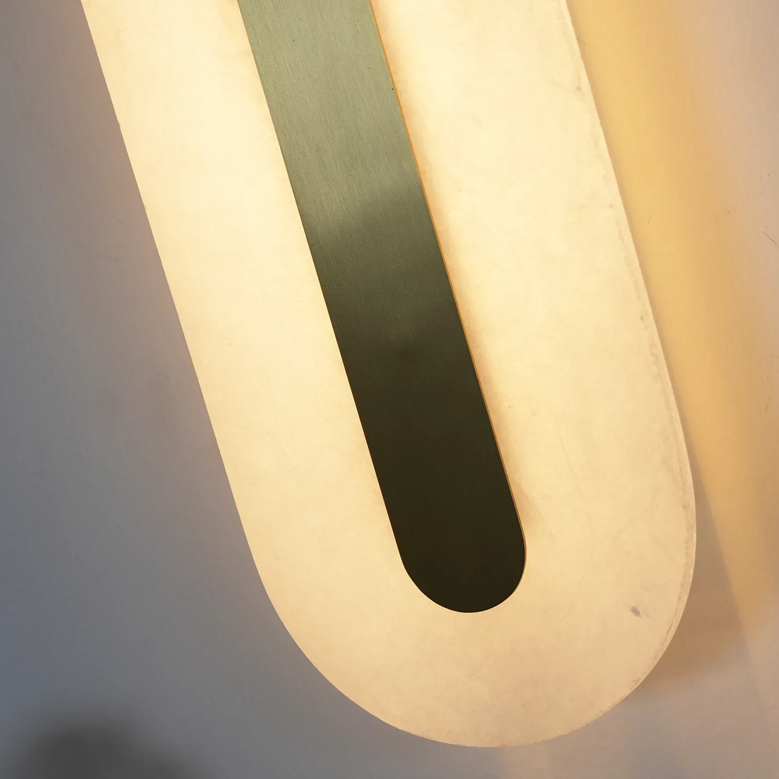 Alabaster Rounded Wall Light - Image 25