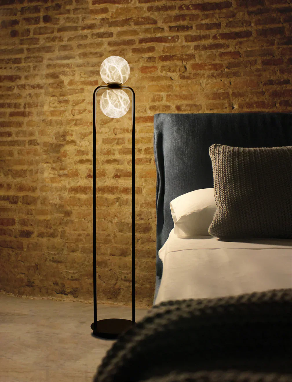 Alabaster Tribeca Black Floor Lamp - Image 6