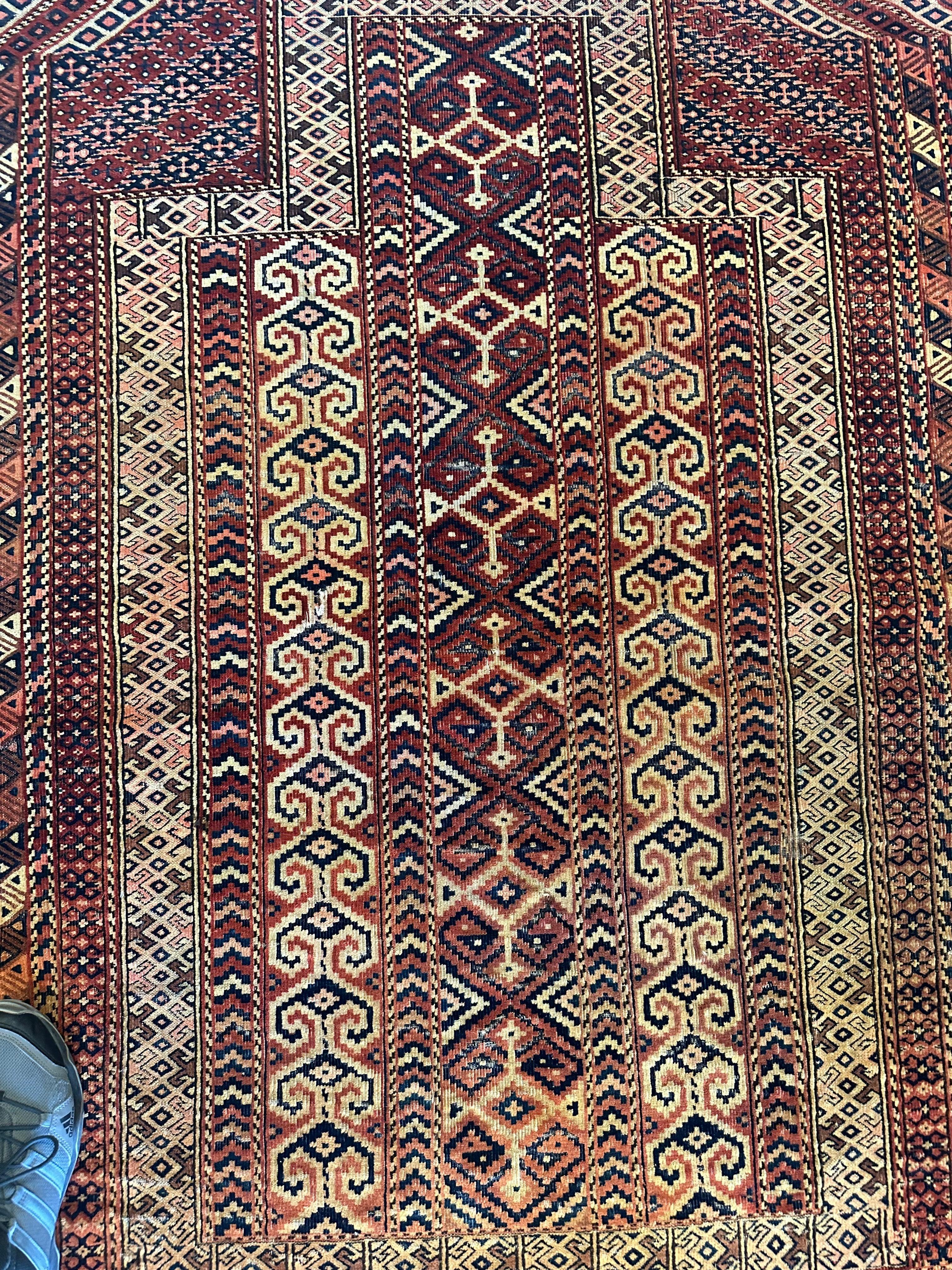 Antique 1890’s Turkoman Prayer Rug or Namazlyk 4’ x 5’2” - Image 6