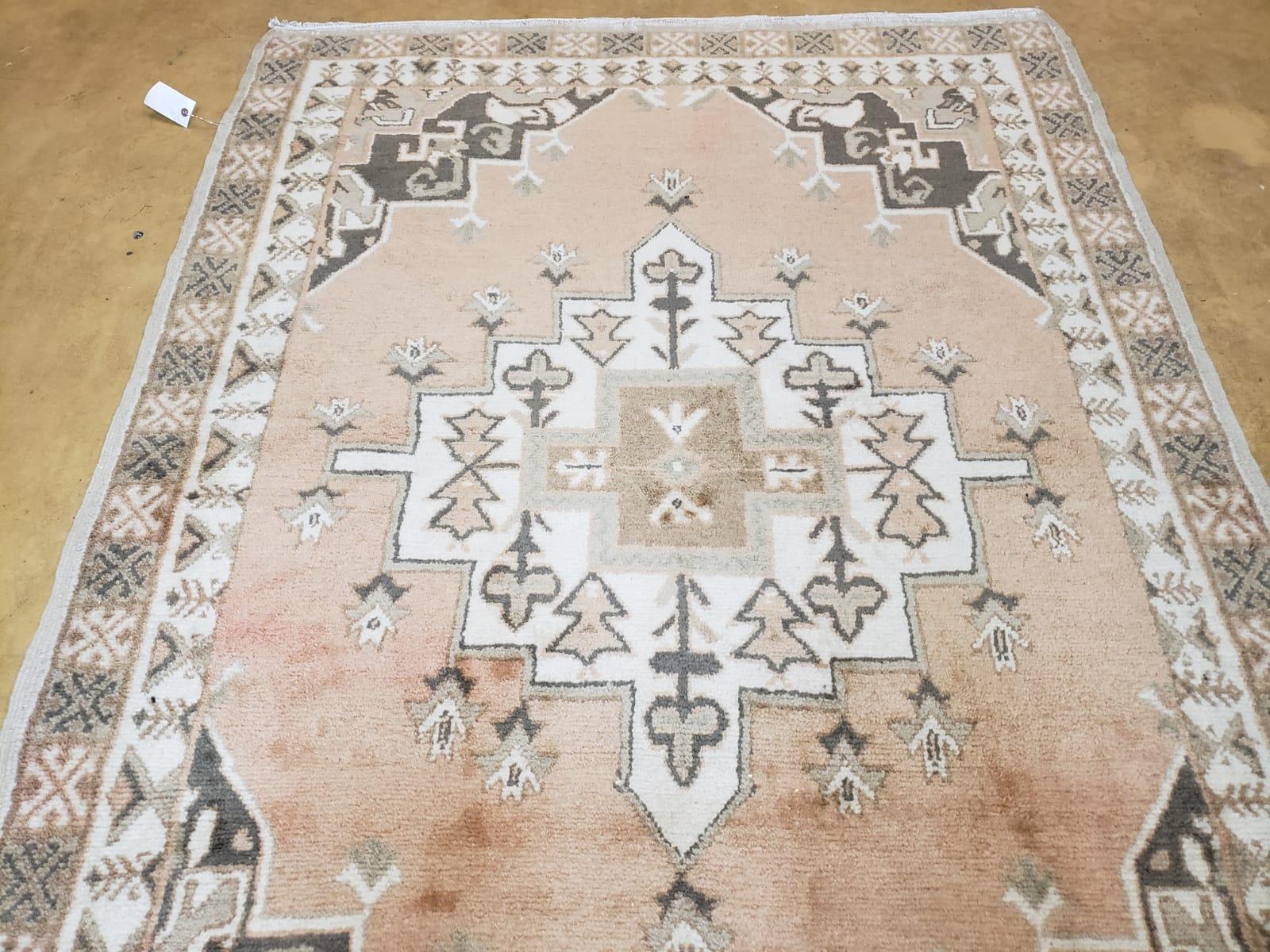 Antique Moroccan Rug 5x7 Tribal Carpet, Hand-Knotted Soft Wool Pile, 5 x 7 Area Rug, Berber Rug, Geometric Open Field Medallion, Pink Ivory - Image 3