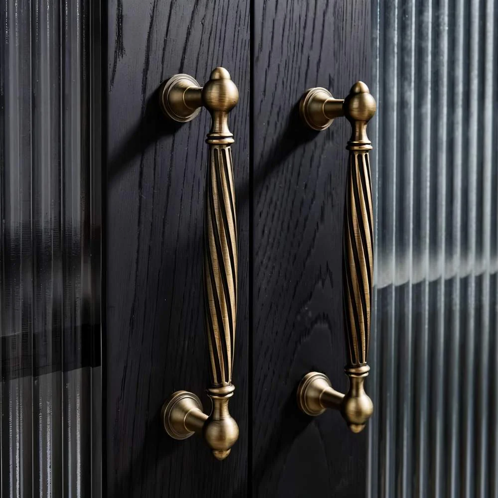 Artemis Knob And Pull Bar - Image 4