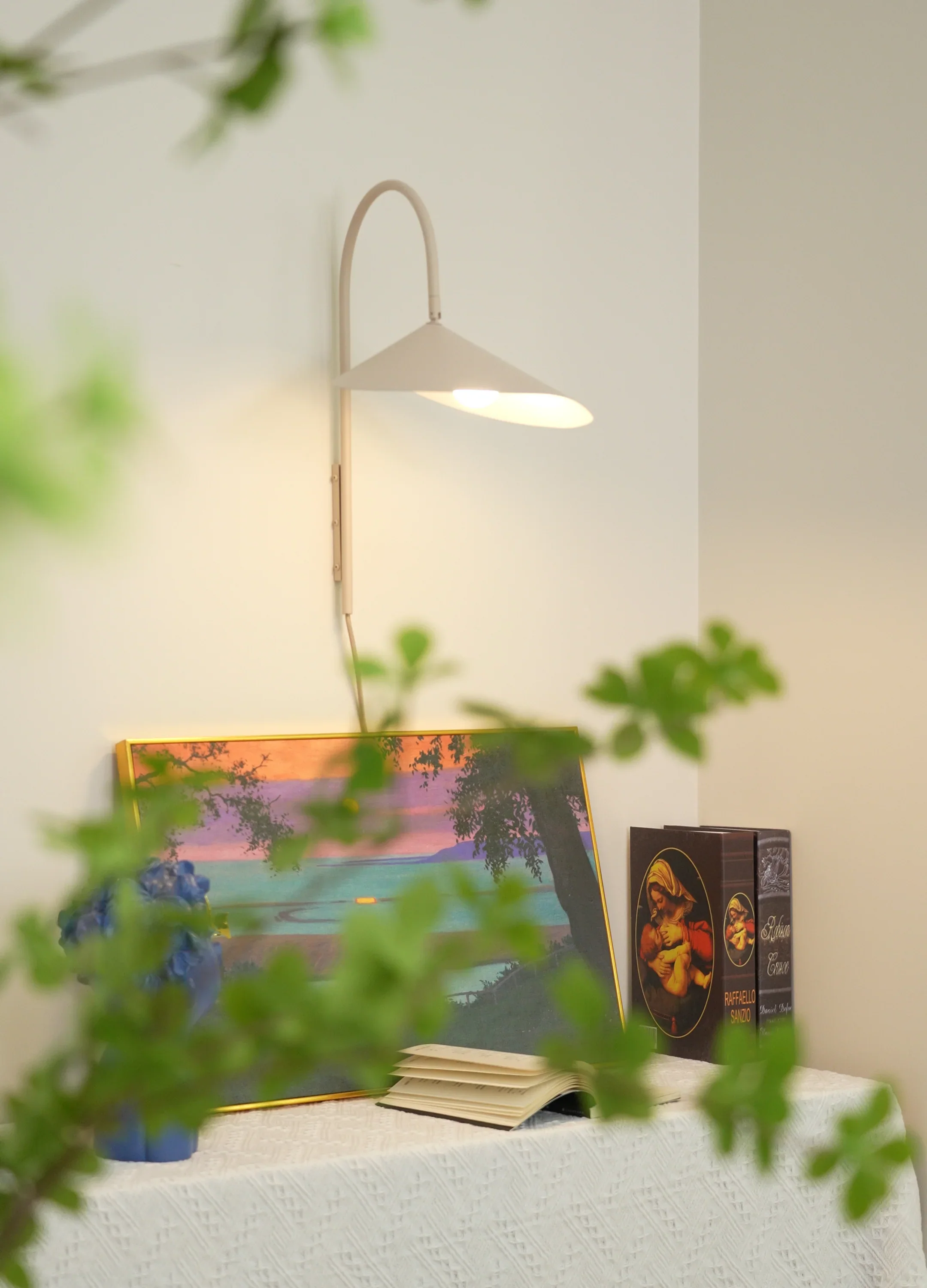 Arum Swivel Wall Lamp - Image 4