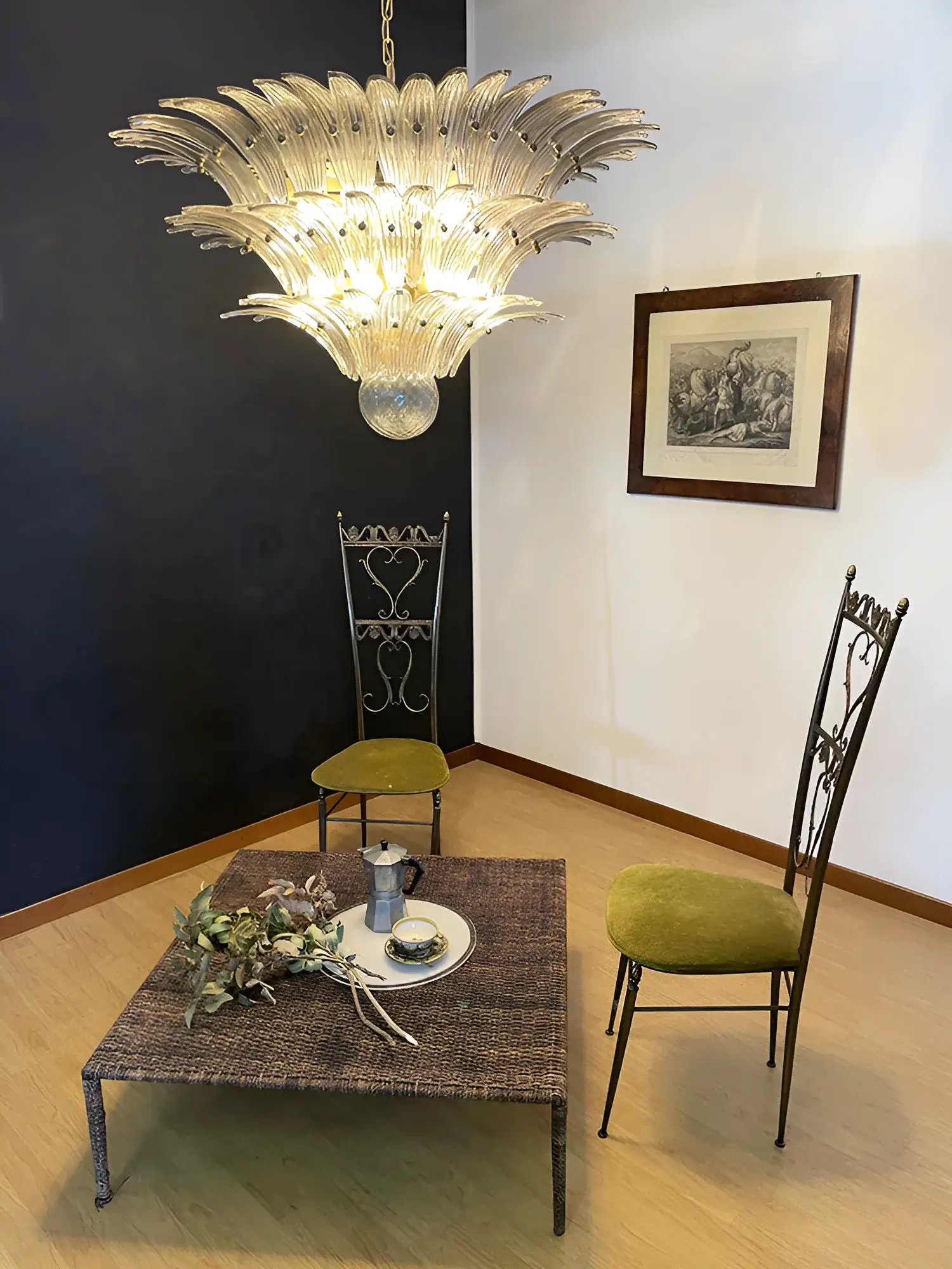 Beautifully Murano Palmette Smoked Chandelier - Image 8