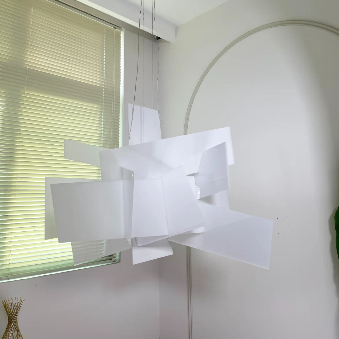 Big Bang Acrylic Chandelier - Image 17