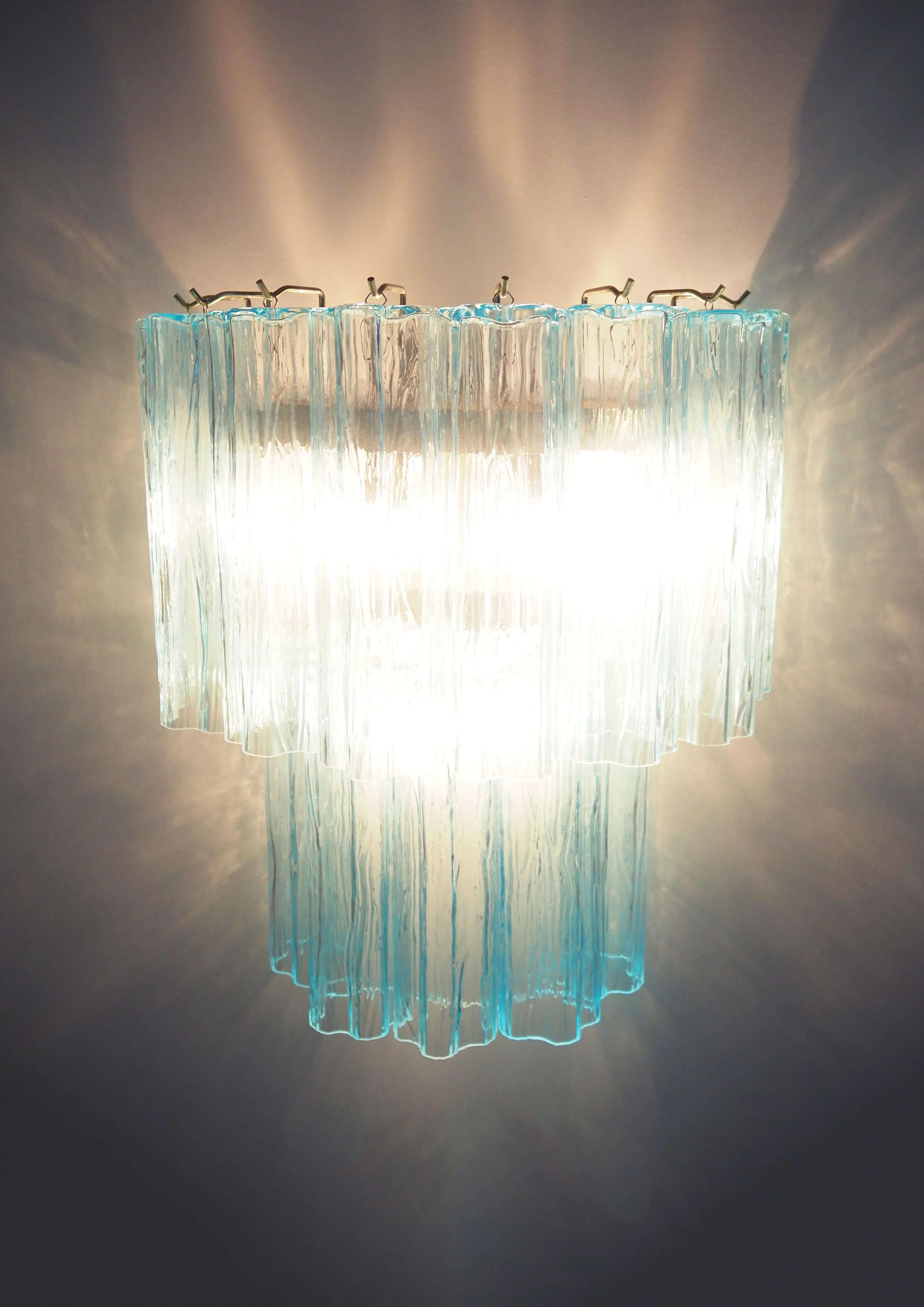Star Shaped Blue Textured Glass Wall Lamp - Image 10
