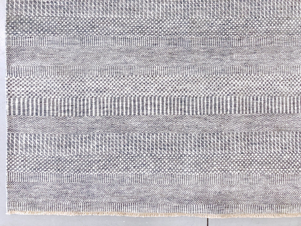 Durva - Grass Design (9'11"x14'00") gray/silver - Image 3