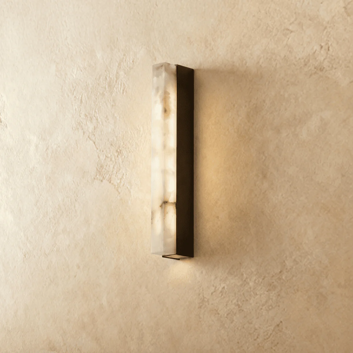 Eclate Alabaster Wall Lamp