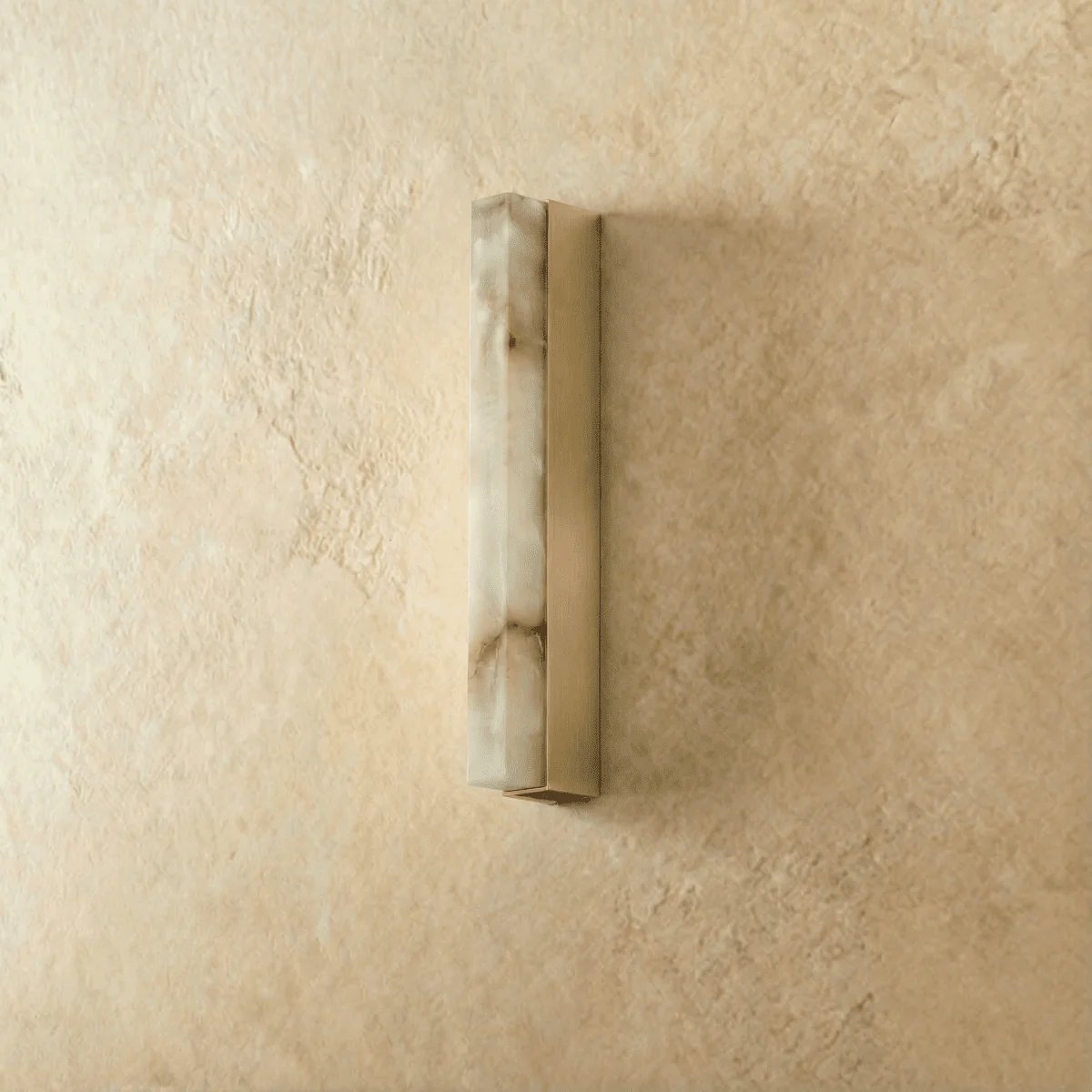 Eclate Alabaster Wall Lamp - Image 4