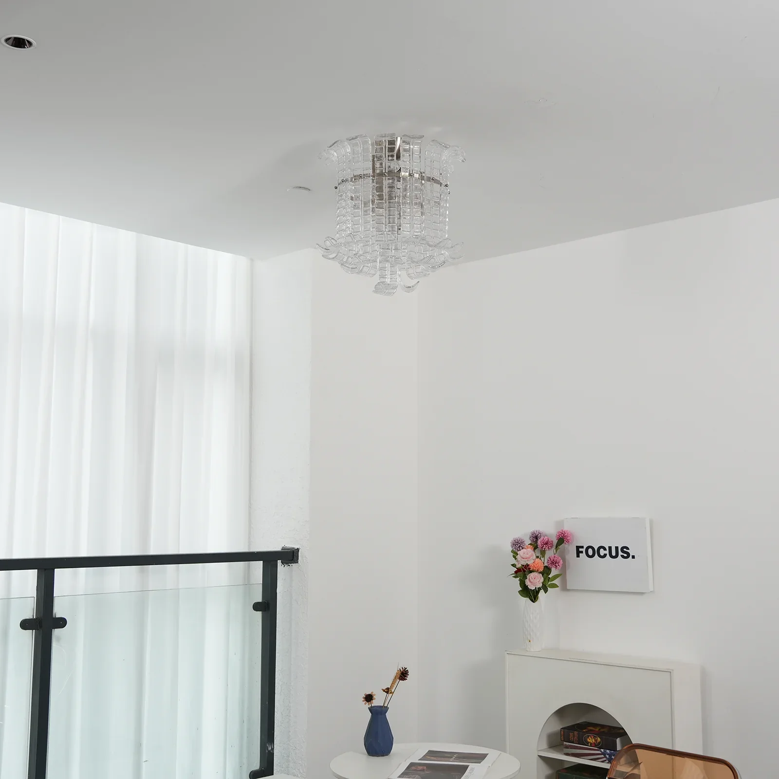 Elegant Murano Leaf Shaped Ceiling Lamp - Image 13