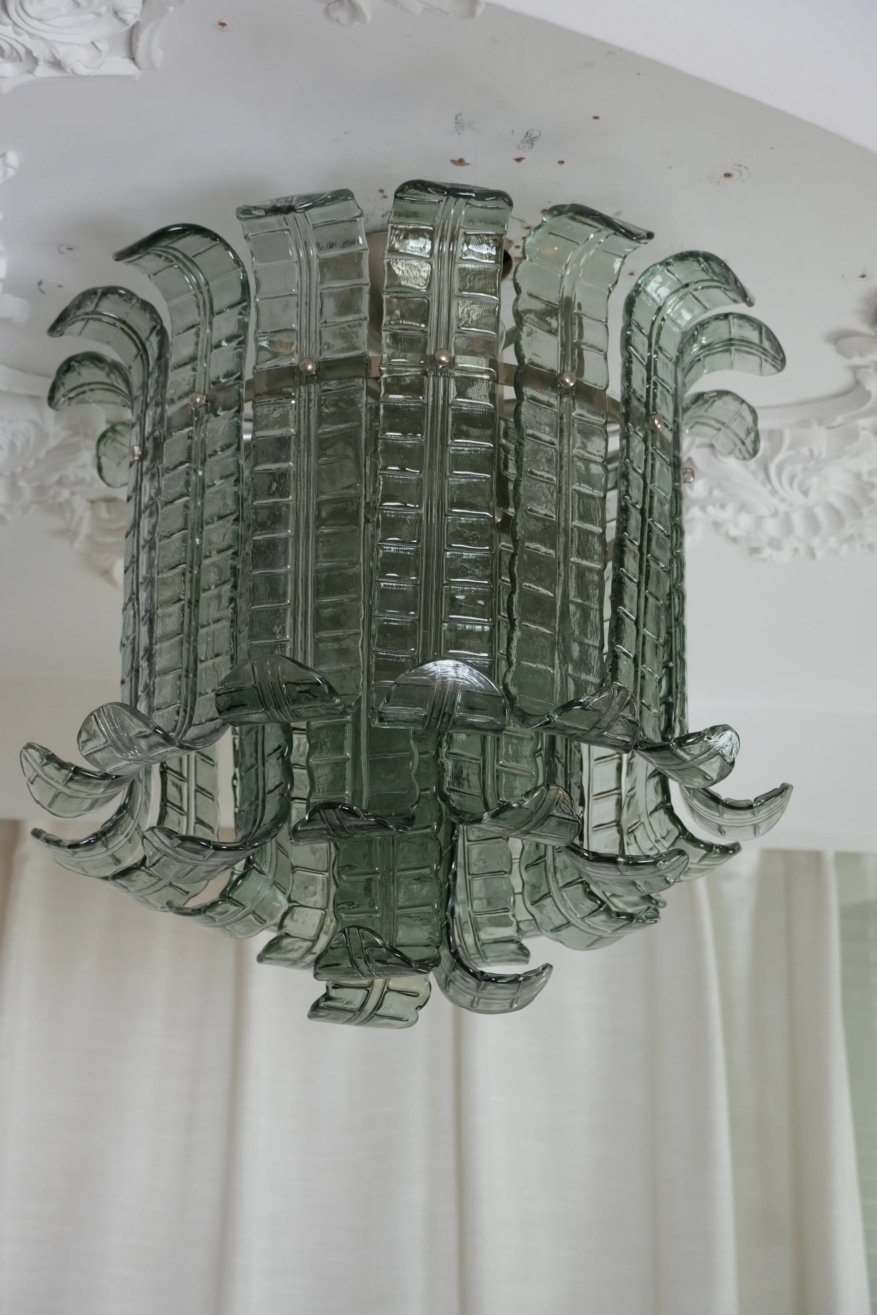 Elegant Murano Leaf Shaped Green Ceiling Lamp - Image 8