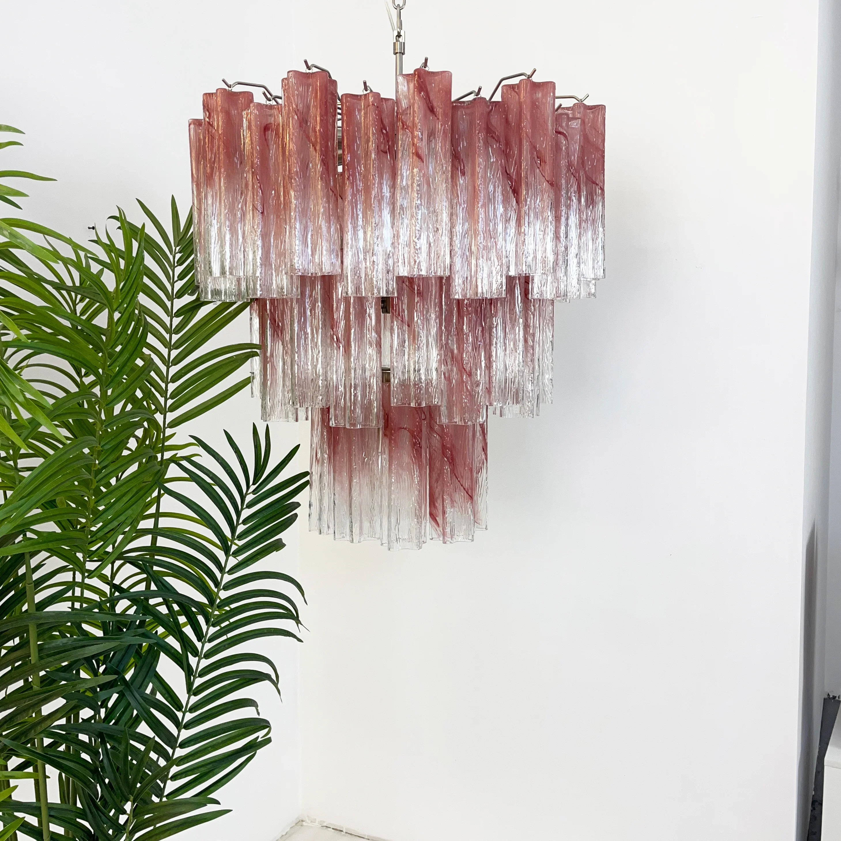 Elegant Murano Pink Rose Chandelier - Image 3