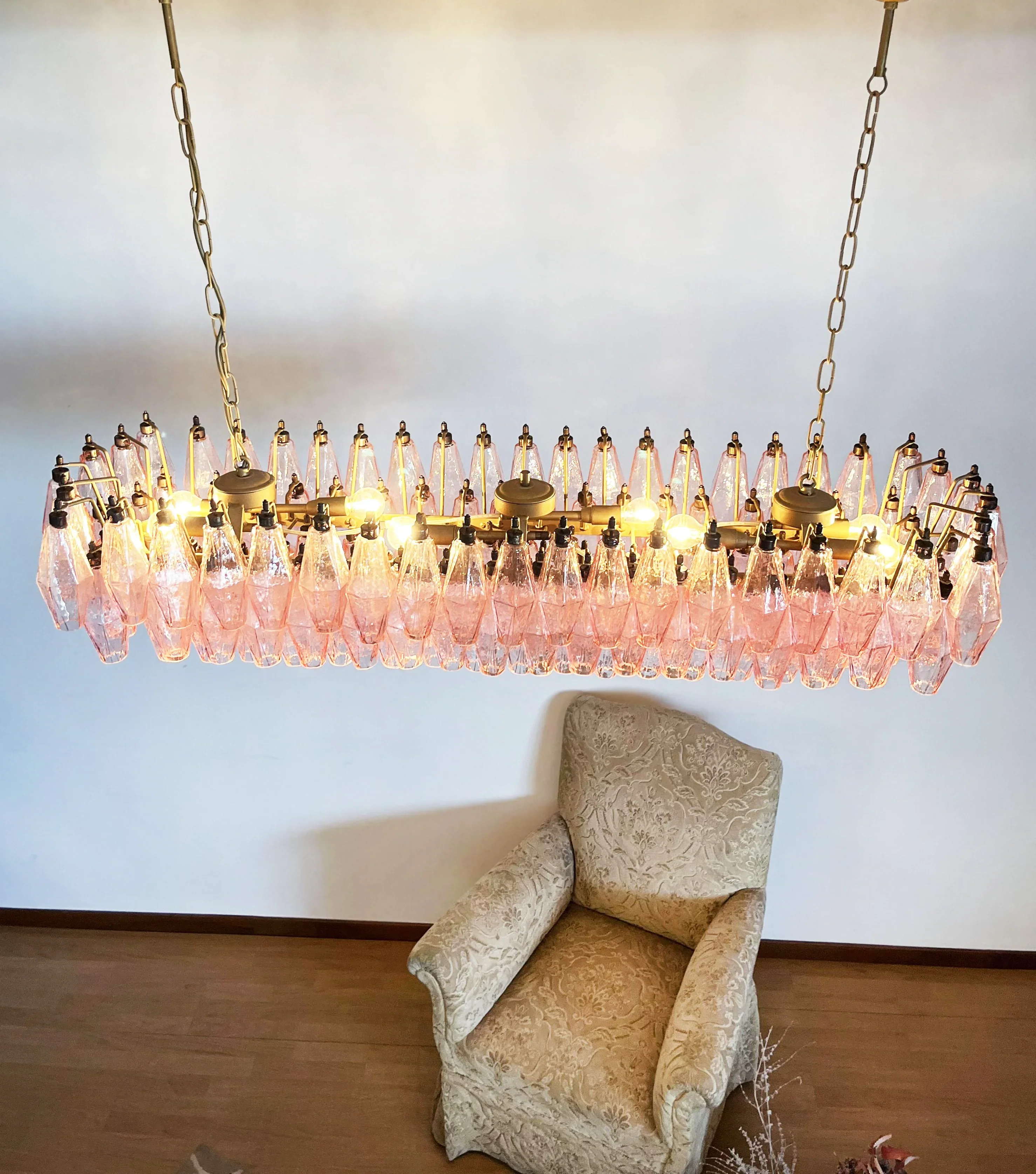 Elegant Pink Murano Poliedri Chandelier - Image 10