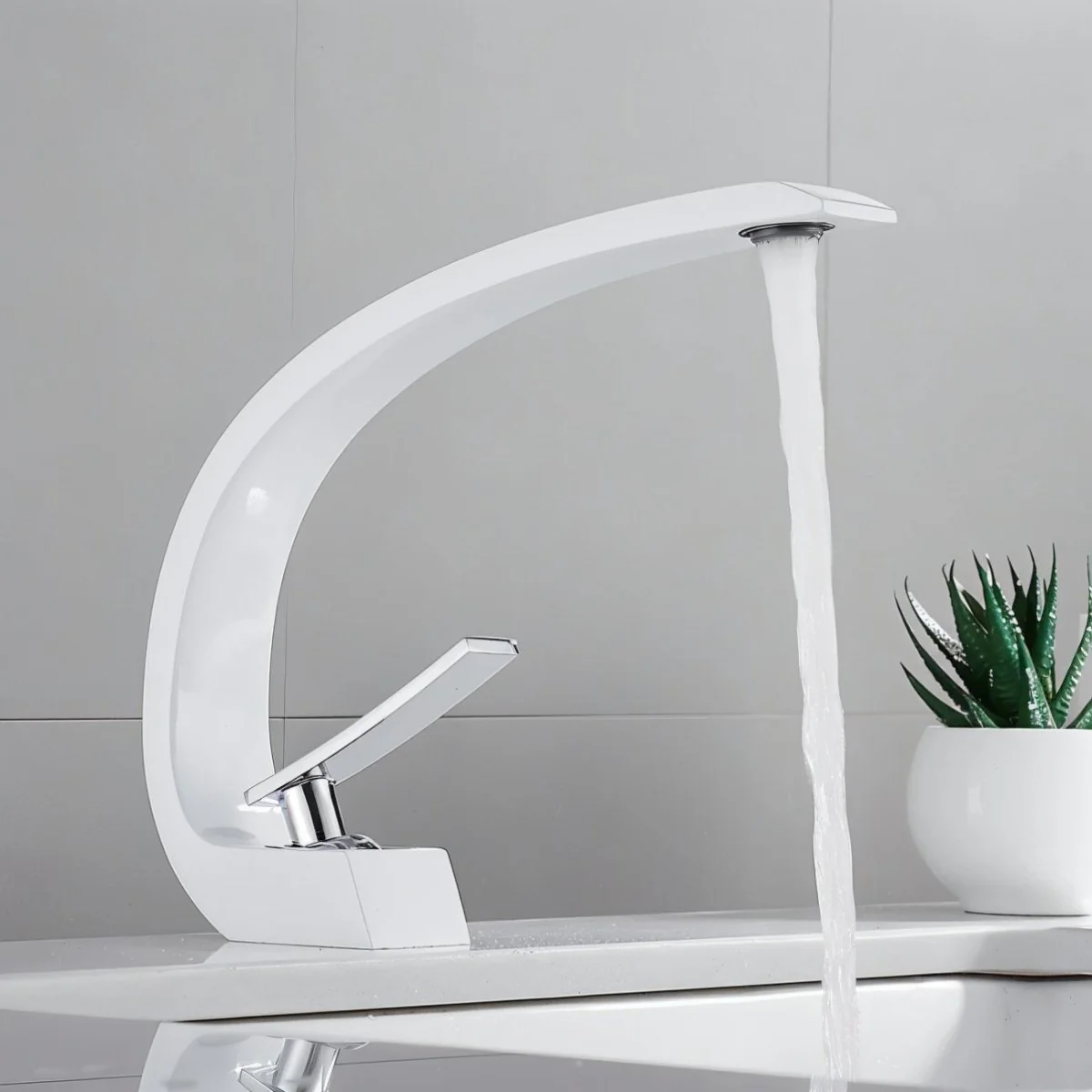 Ensu Bathroom Faucet - Image 3