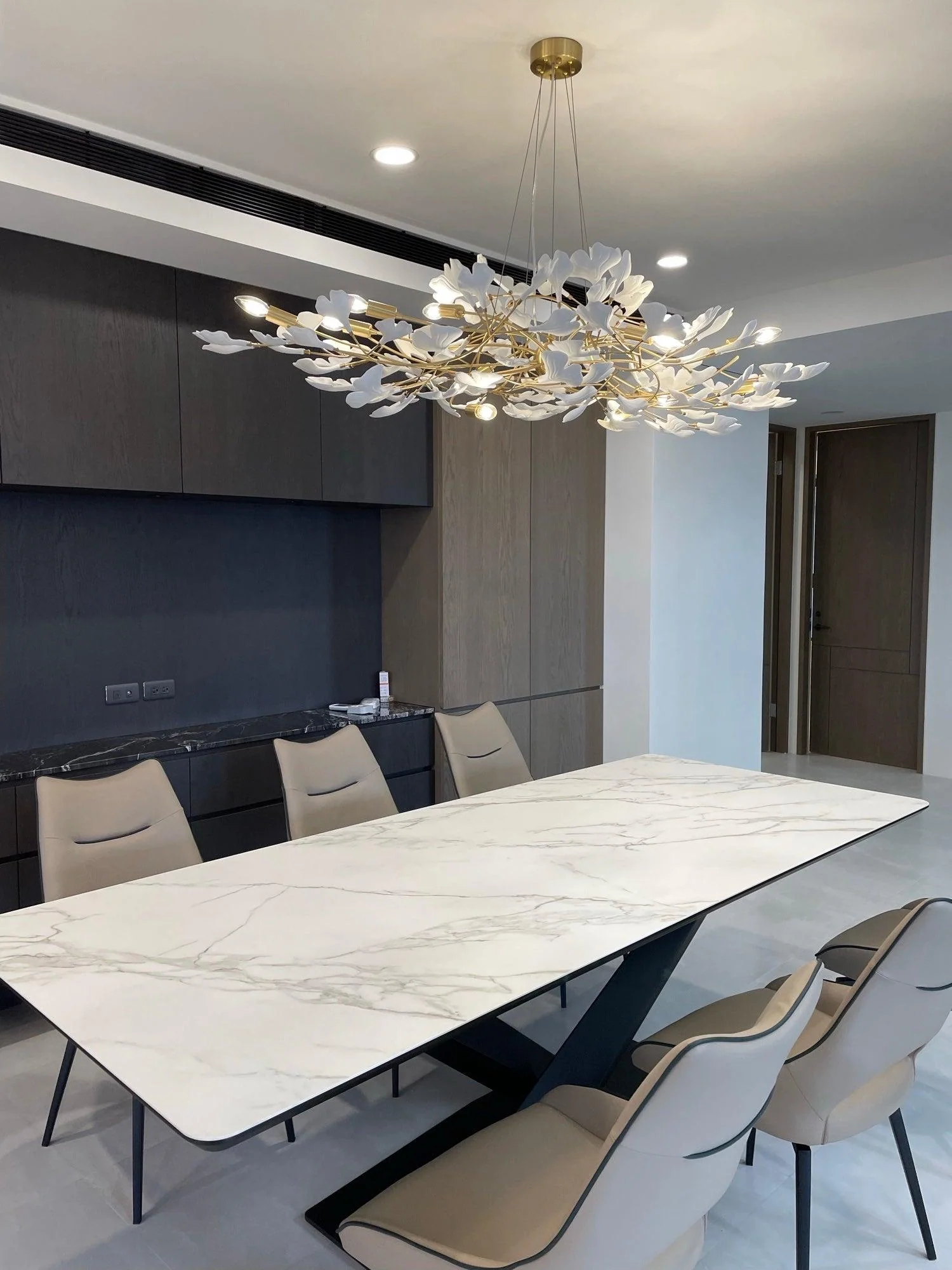 Gingko Ceramic Chandelier N - Image 17