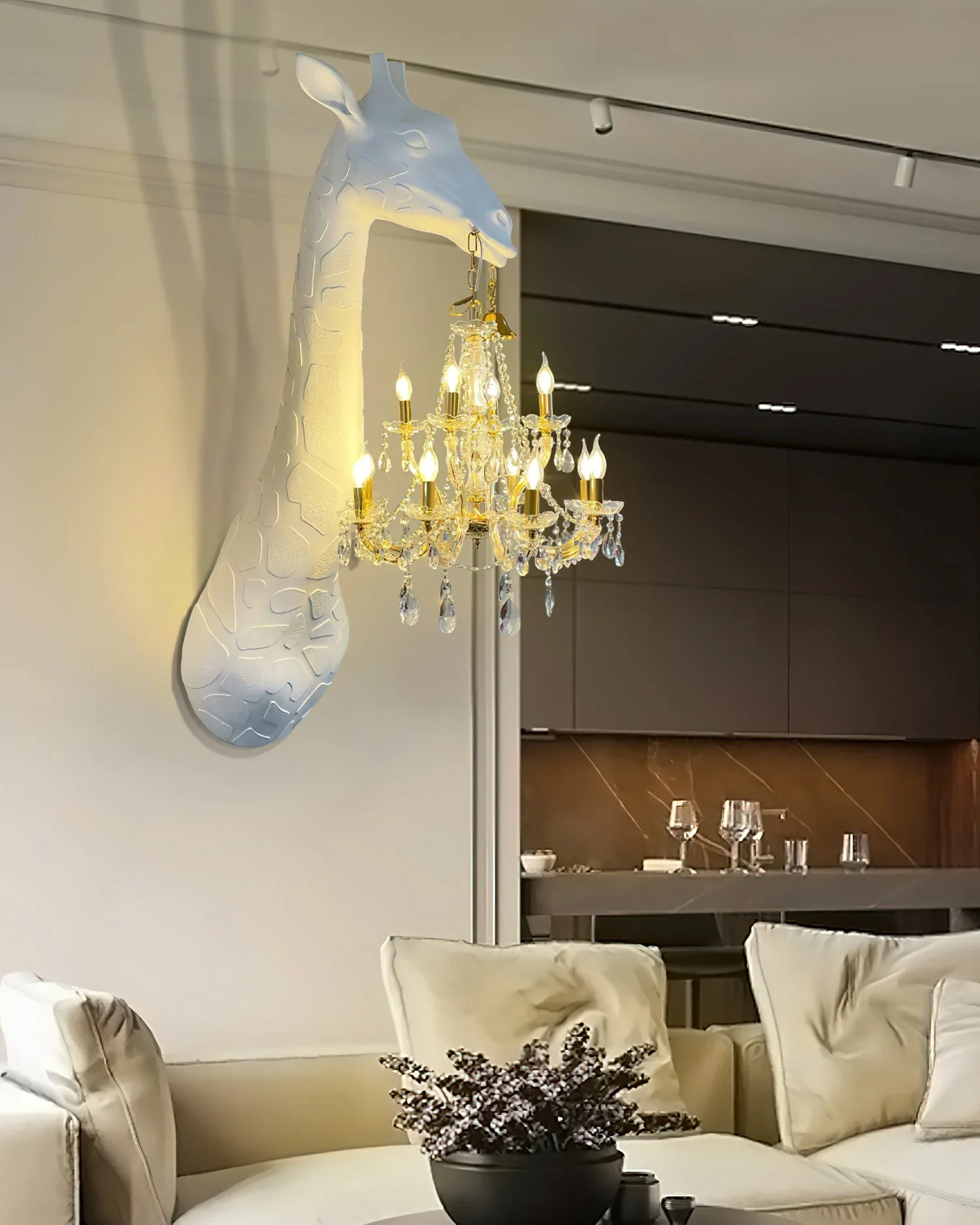 Giraffe Sculpture Wall Lamp - Image 3