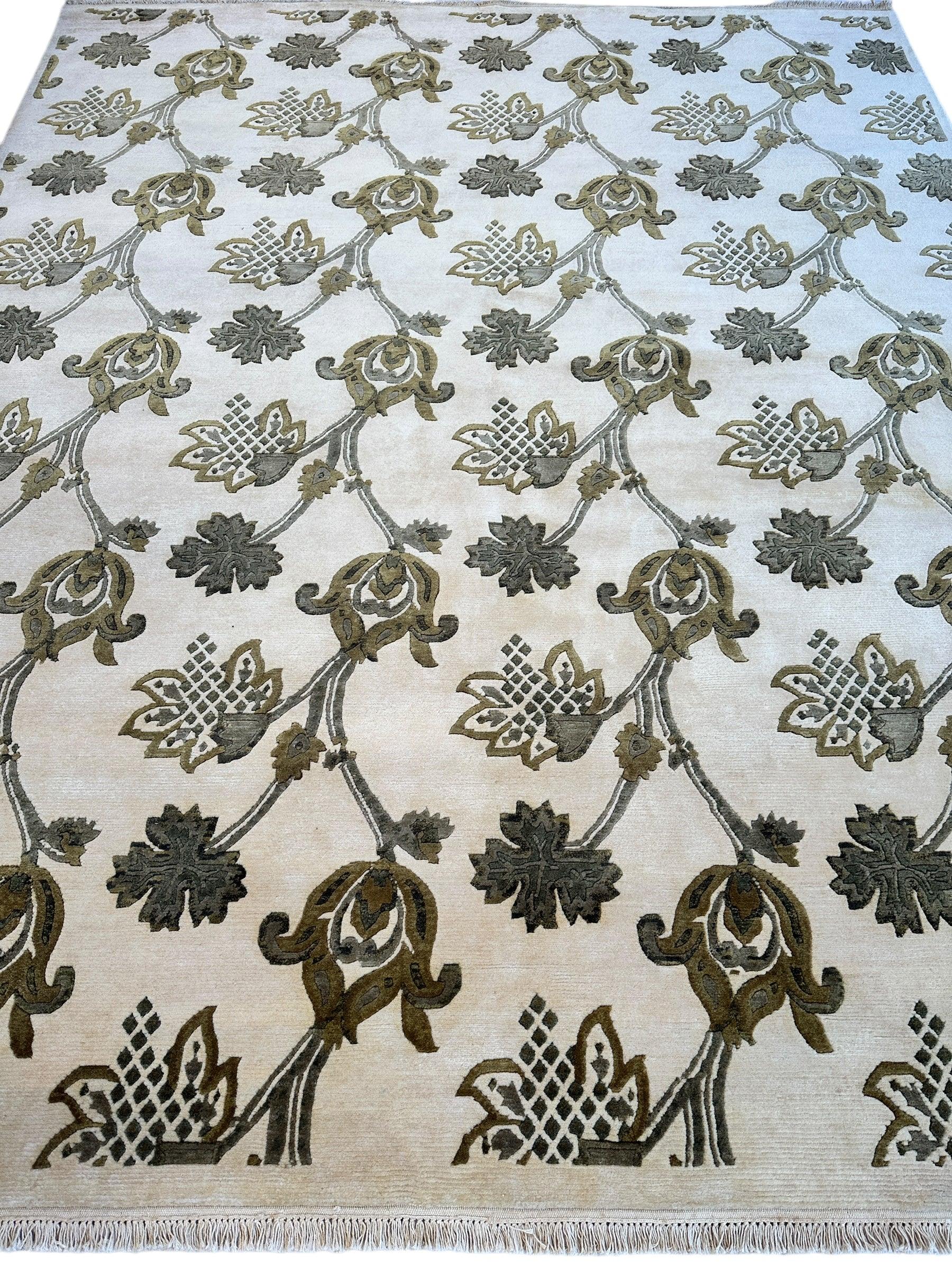 Hand-Knotted Indian Rug - 7'11" x 9'9" - Wool - Floral Pattern - Elegant Beige and Green Design - Image 3