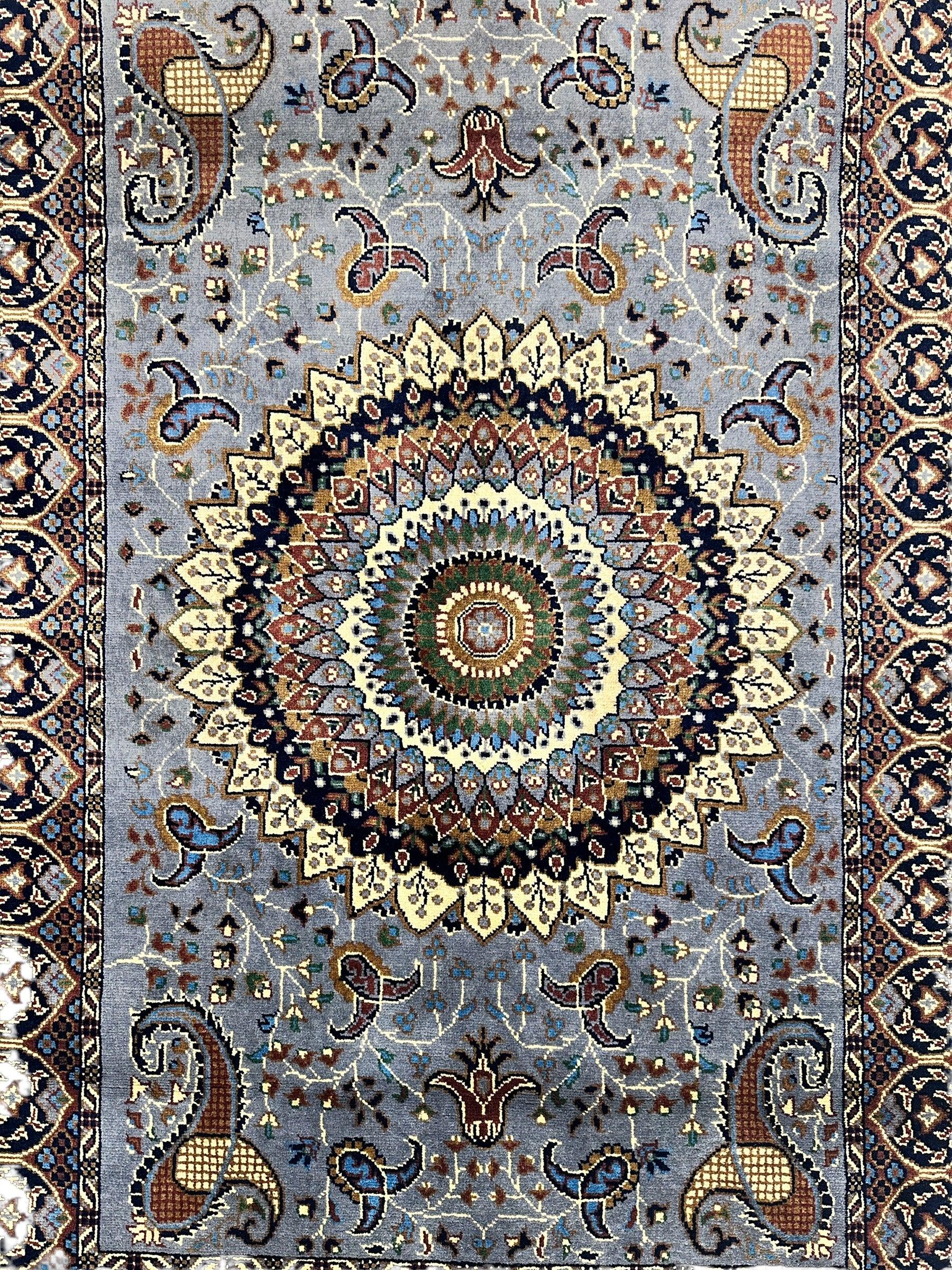 Hand-Knotted Parak Rug – Gray, 40” x 60” | Afghan Wool Rug - Image 4