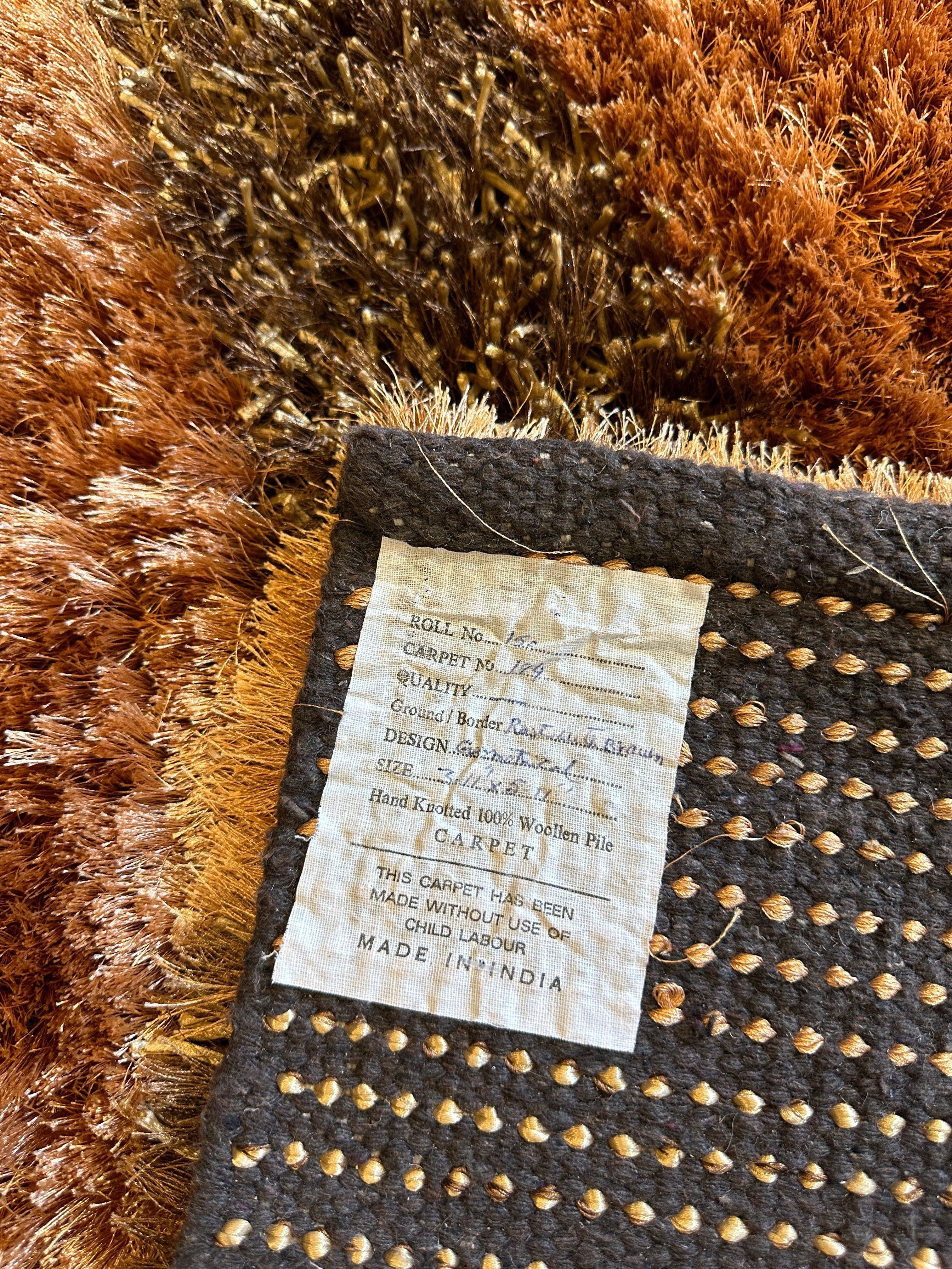 Handwoven Multi-Tone 2” Shag Rug 4 x 6 - Image 5