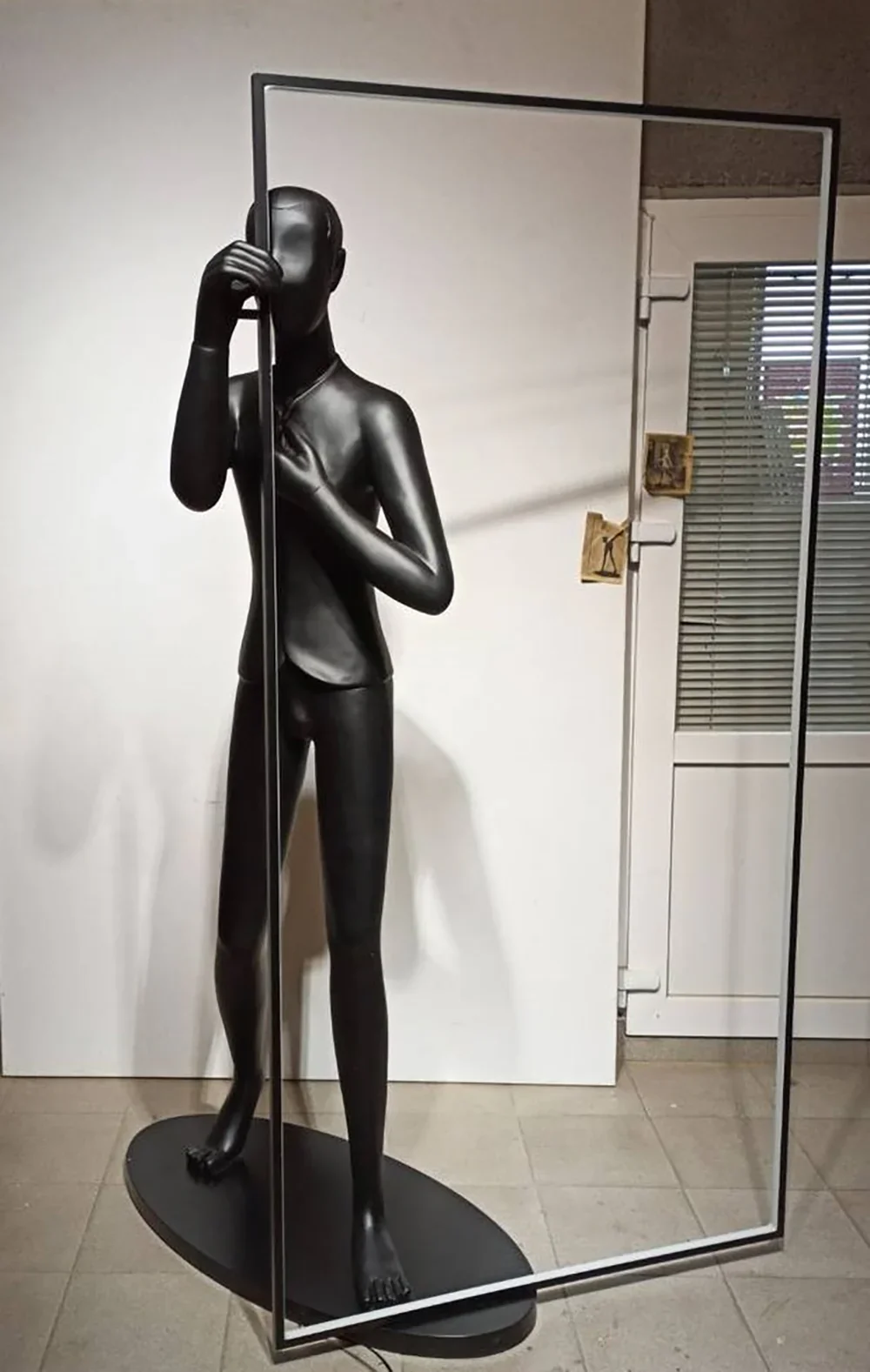 Human Mirror Sculpture Floor Lamp - Image 9
