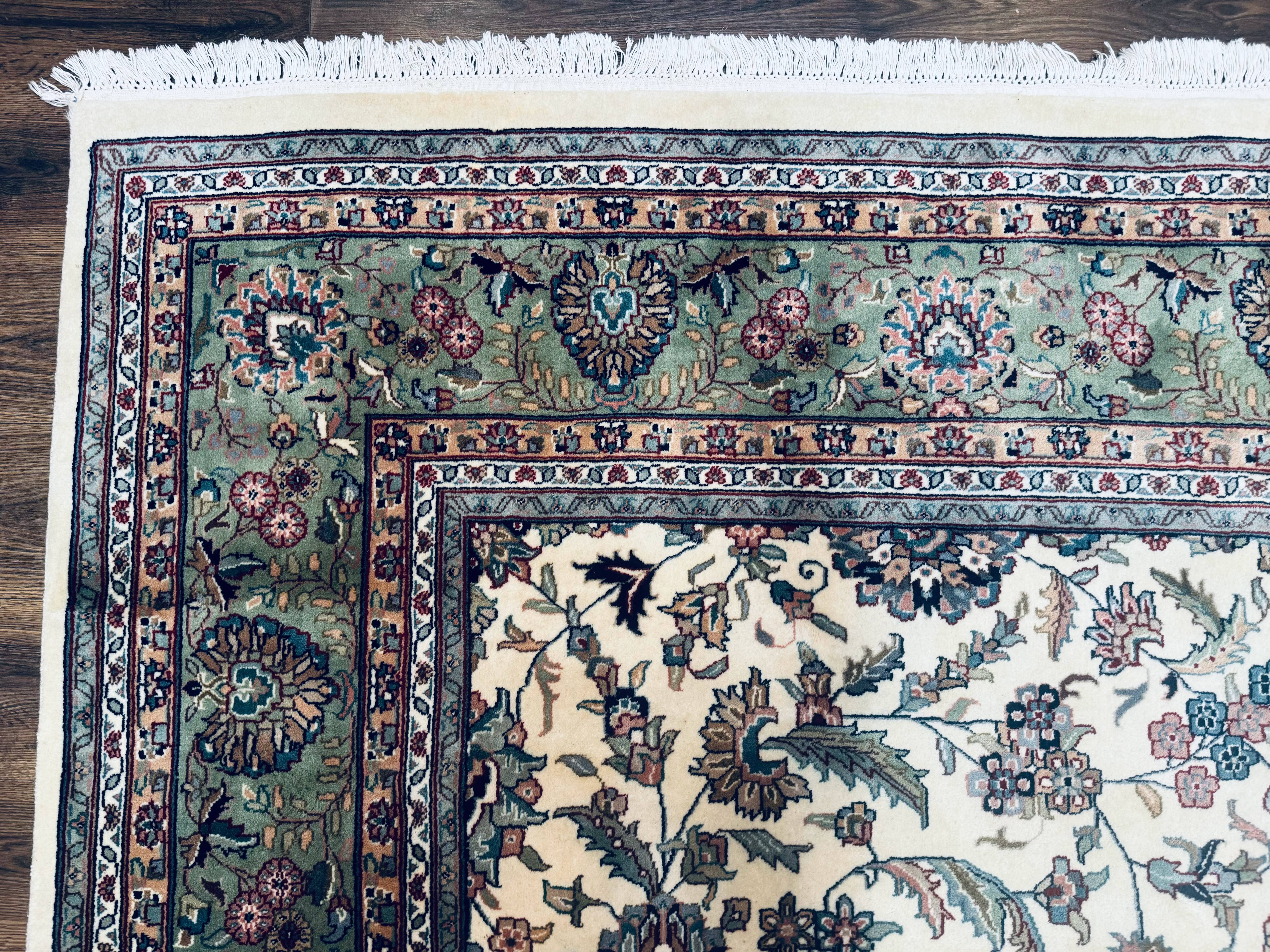 Indo Persian Rug 9x12, Allover Floral Pattern, Ivory & Green, Traditional Oriental Carpet - Image 6