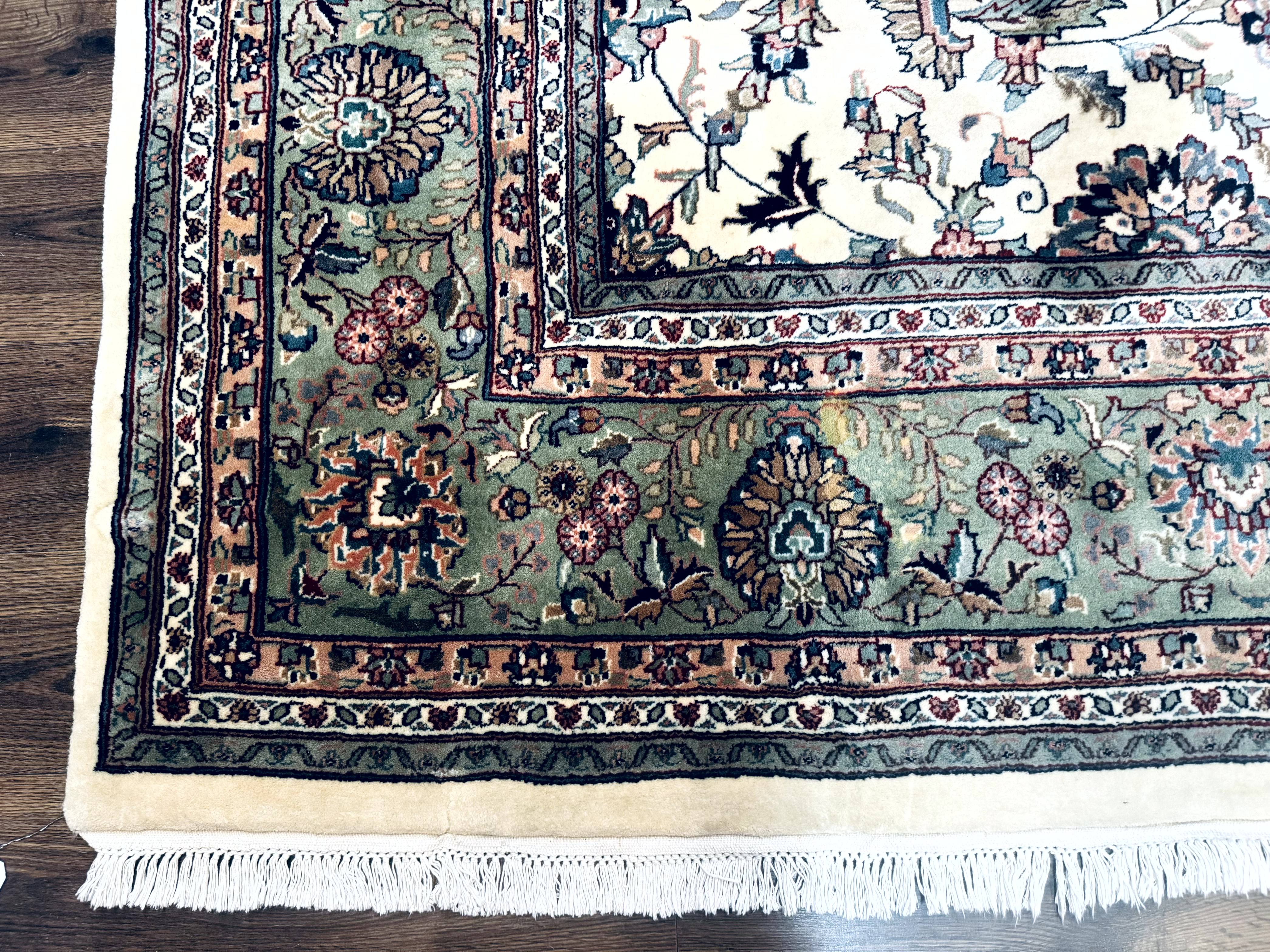 Indo Persian Rug 9x12, Allover Floral Pattern, Ivory & Green, Traditional Oriental Carpet - Image 8