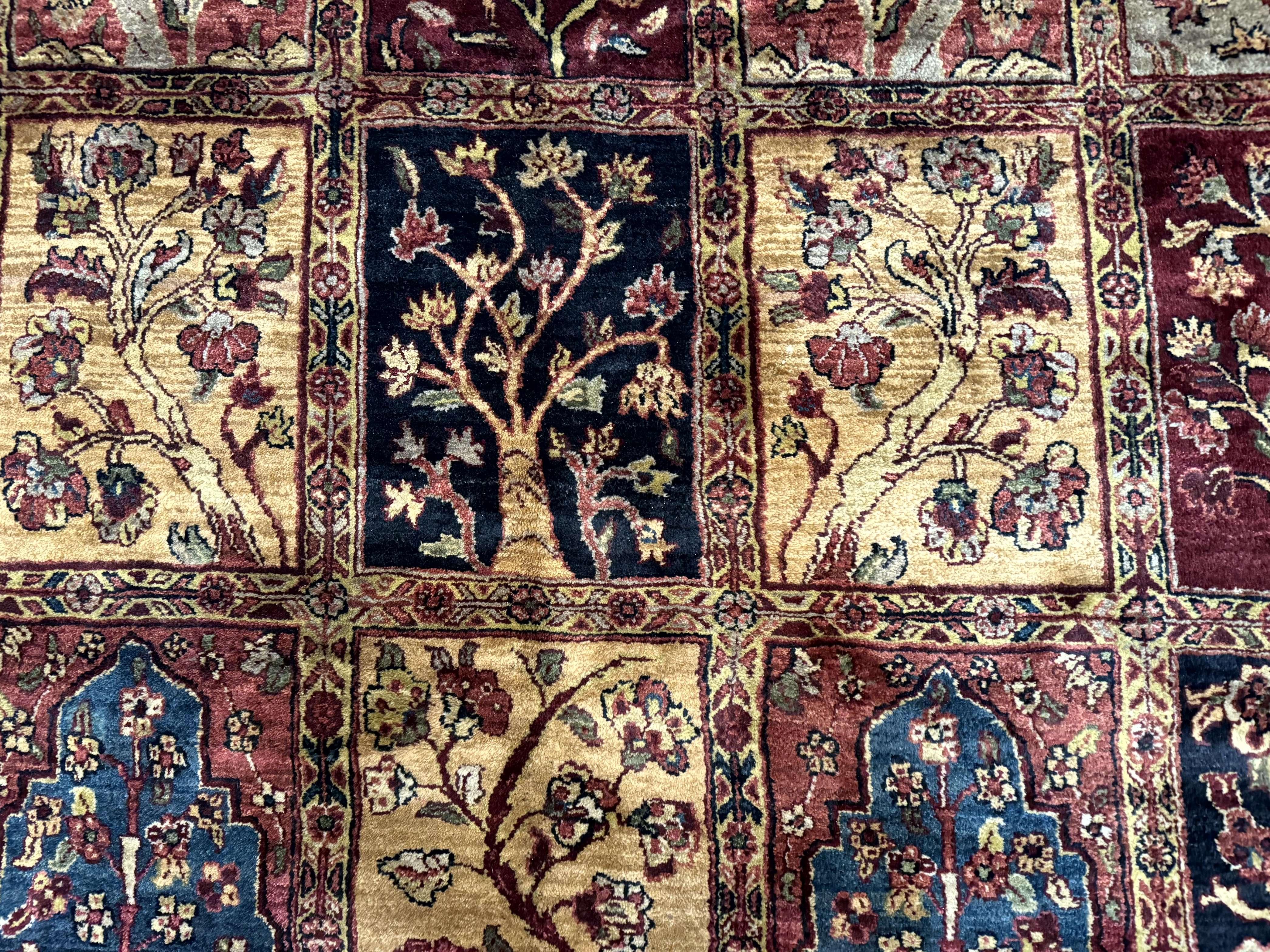 Indo Persian Rug 9x12, Bakhtiari Panel Design, Multicolor, Soft Wool Pile - Image 4