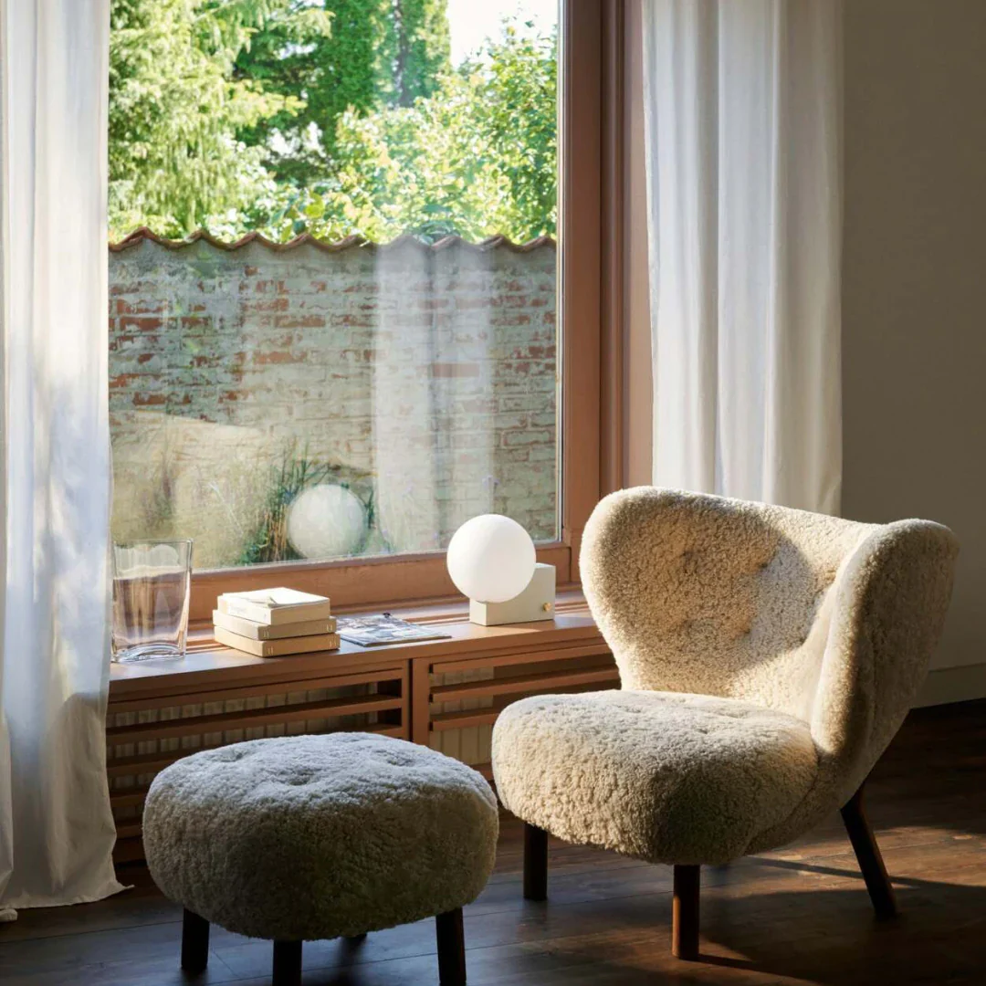 Journey SHY1 Glass Table Lamp - Image 26