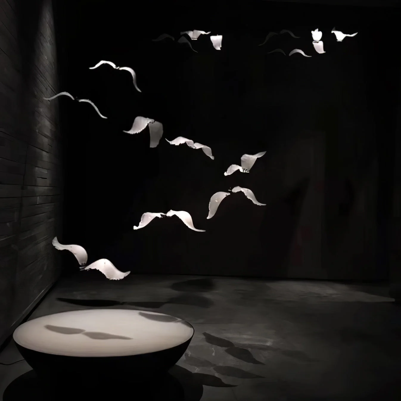 Large Seagull Chandelier - Image 3