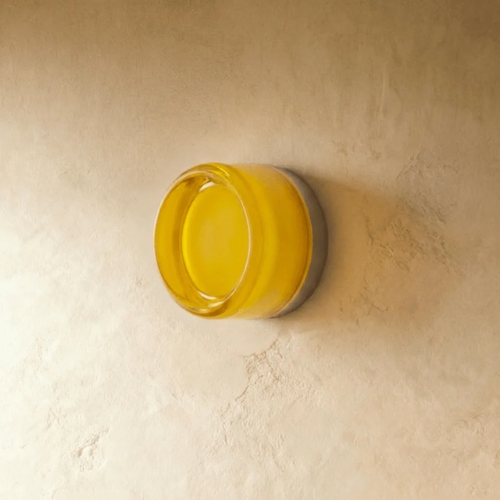 Lugna Wall Lamp - Image 2