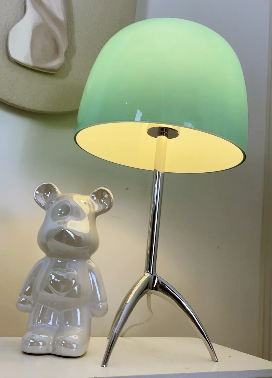 Lumiere Glass Table Lamp - Image 12