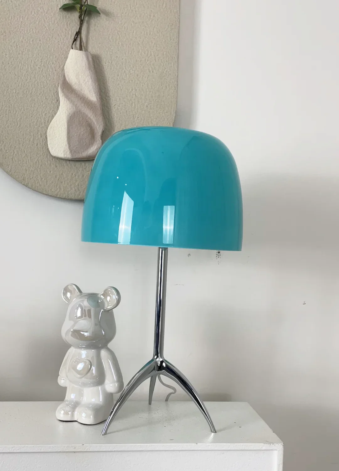 Lumiere Glass Table Lamp - Image 9
