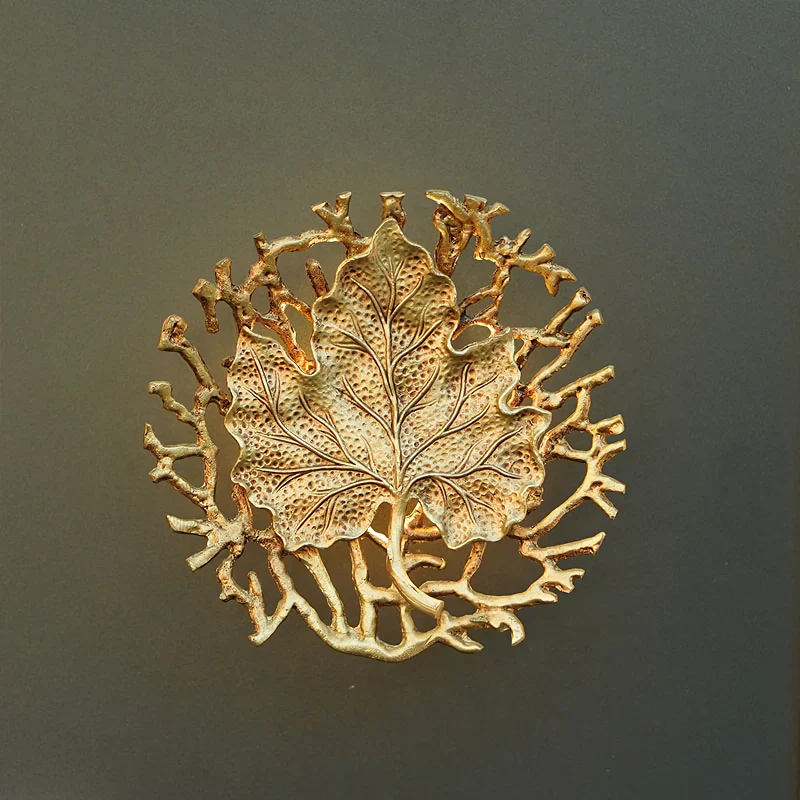 Leaf-Shaped Brass Biophilic Wall Lamp - Image 2