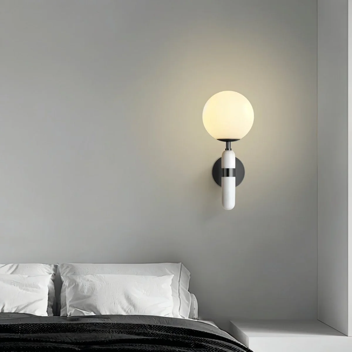 Marlo Wall Lamp